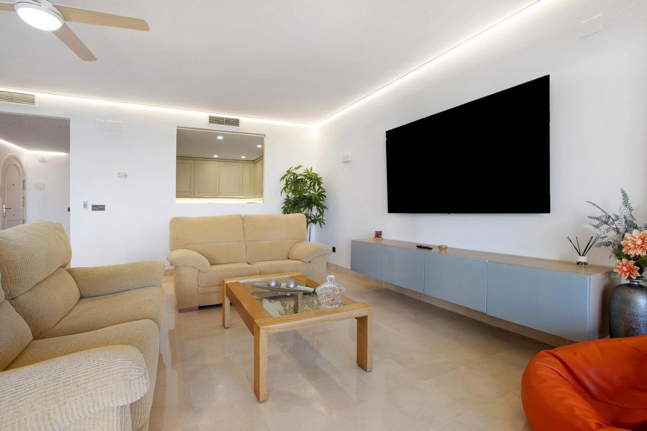Luxury In Puerto Marina Apartment Benalmadena