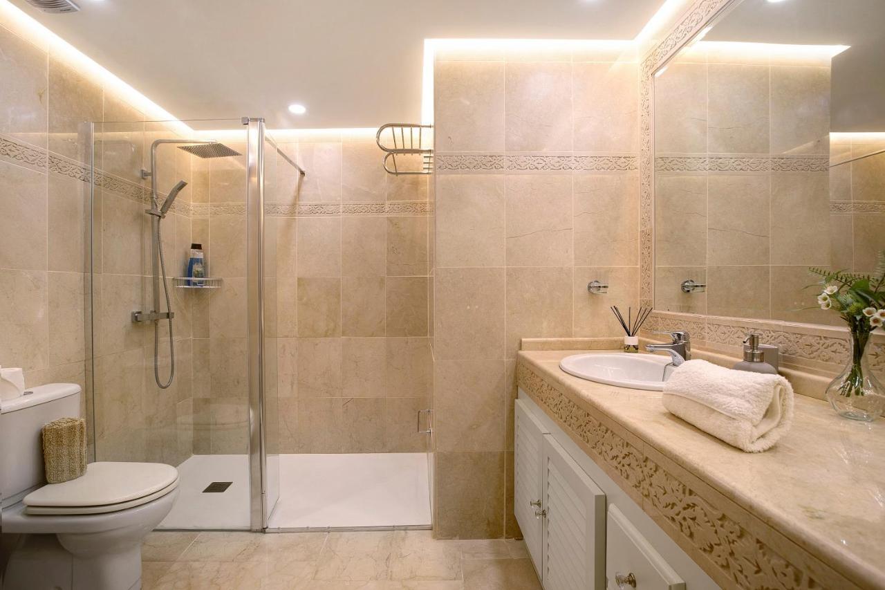 Apartment Luxury In Puerto Marina Benalmadena