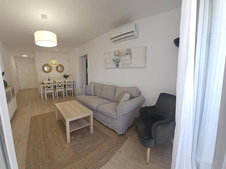 Spacious Front Line 3 Bedroom With Amazing Sea Views A Few Steps From The By Namaste Elite * Benalmádena