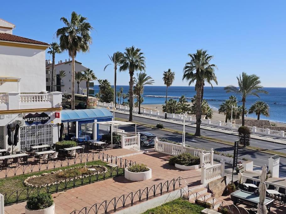 Spacious Front Line 3 Bedroom With Amazing Sea Views A Few Steps From The By Namaste Elite Benalmádena