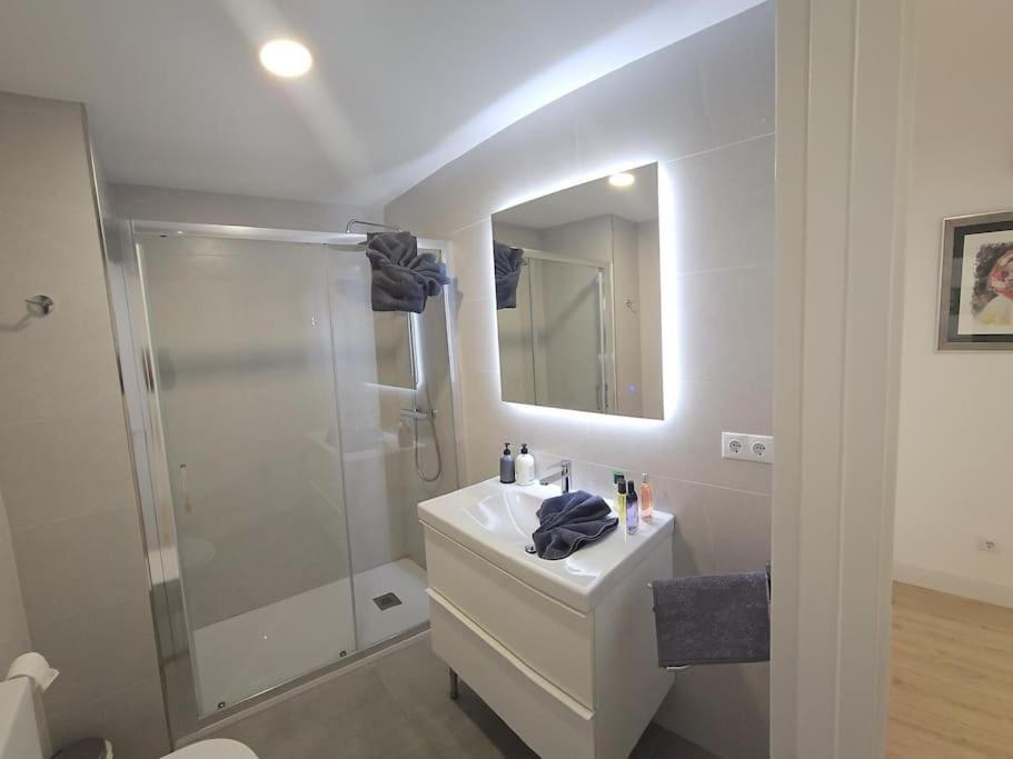 Spacious Front Line 3 Bedroom With Amazing Sea Views A Few Steps From The By Namaste Elite Apartment Benalmadena