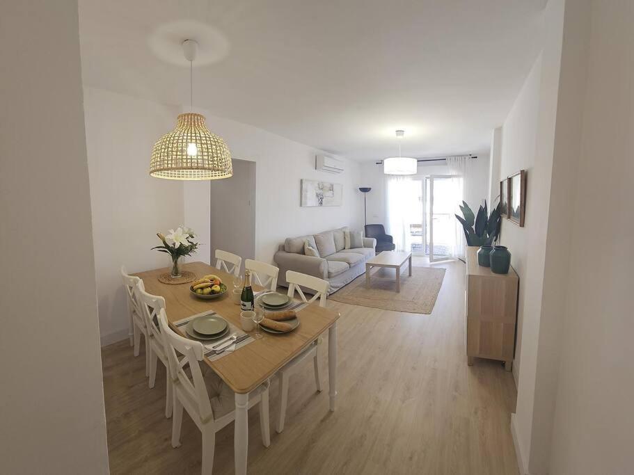 Spacious Front Line 3 Bedroom With Amazing Sea Views A Few Steps From The By Namaste Elite Apartment