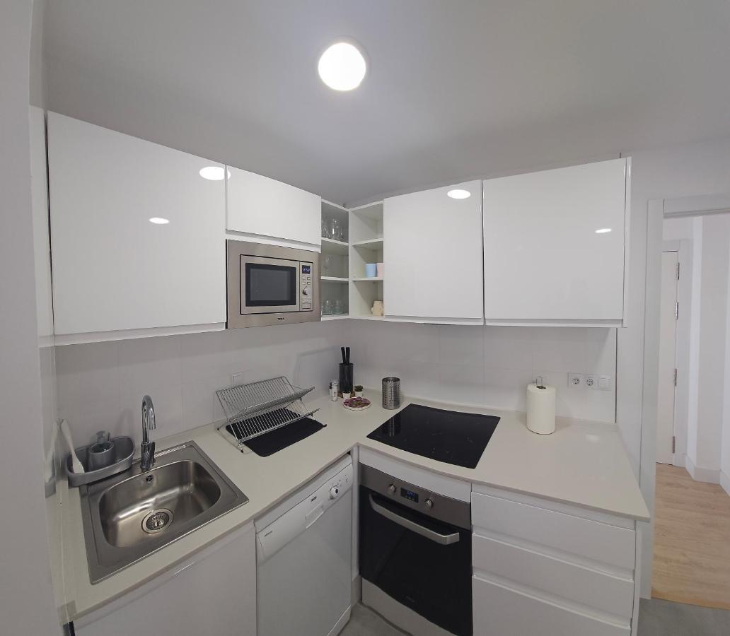Spacious Front Line 3 Bedroom With Amazing Sea Views A Few Steps From The By Namaste Elite