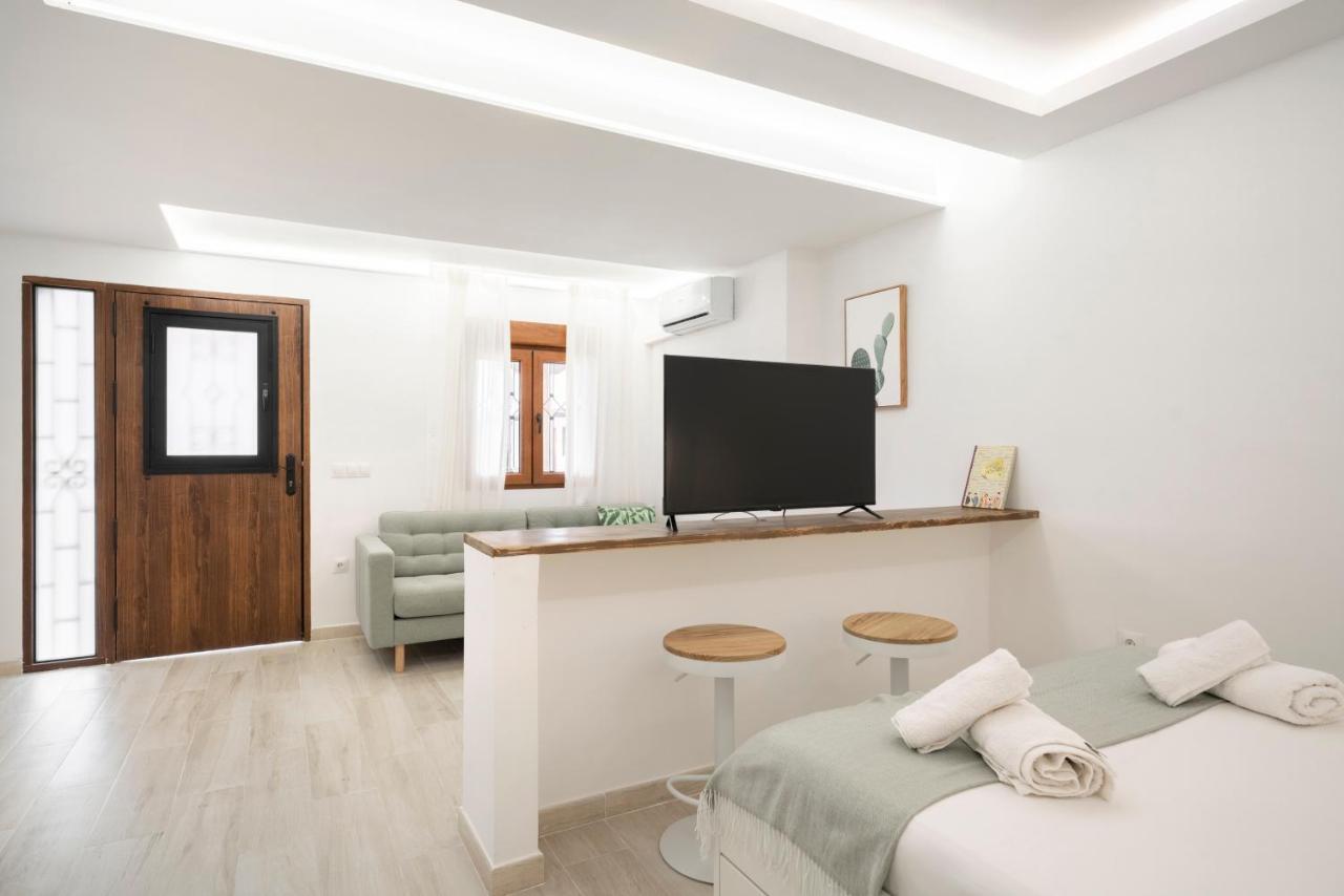 Estudio Tranquilo A Un Paso De La Vibrante Malaga Apartment Benalmadena