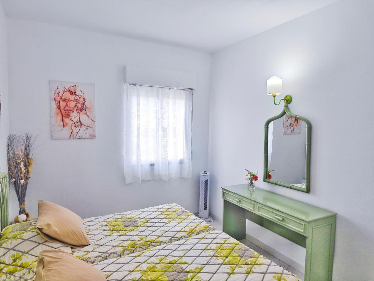 Apartment Holidays Sun Benalbeach *