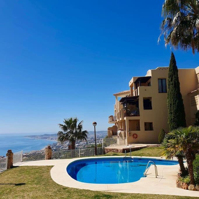 Apartment New Alquibla Gardens, Terrace & Pool Benalmadena