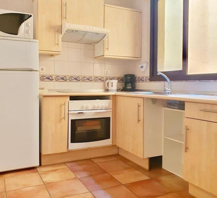 New Alquibla Gardens, Terrace & Pool Apartment *