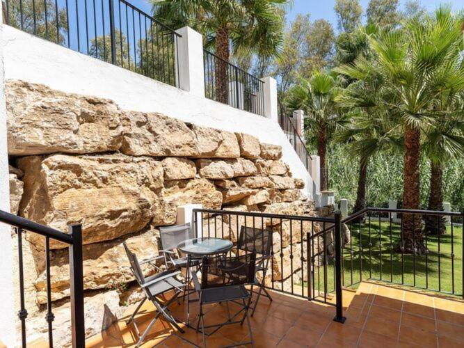 Villa Faro's Horizonte Near Seabeach