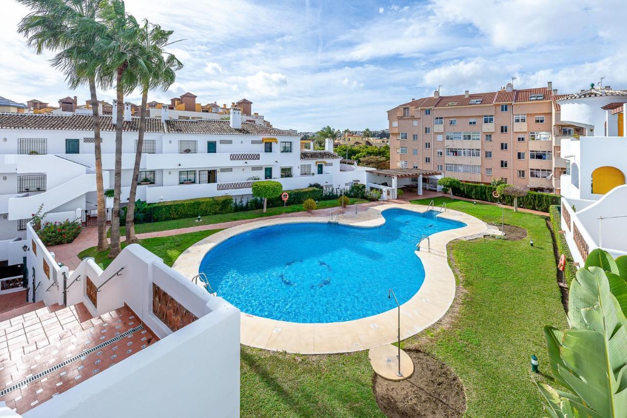 797 - En Pueblo Del Parque * Benalmadena