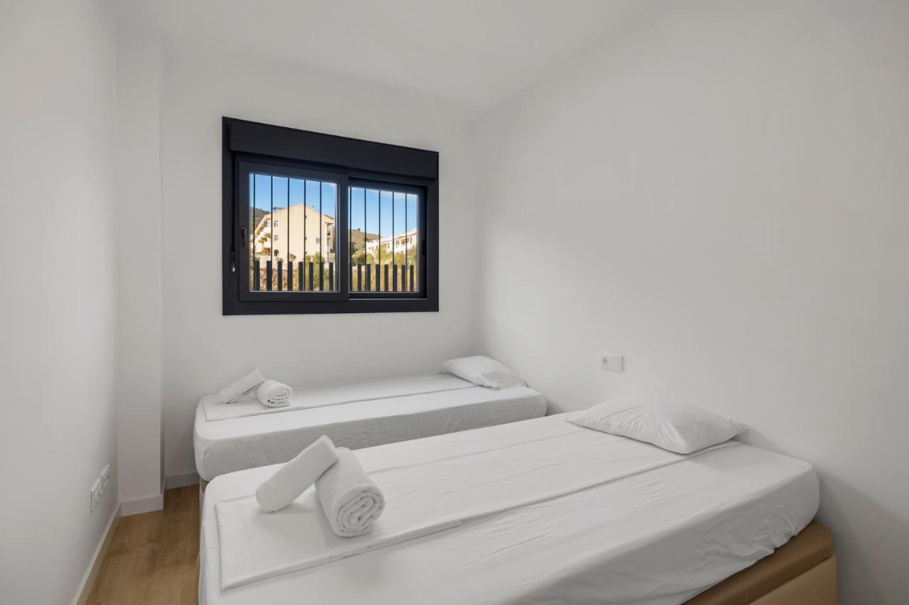 Panoramic Terrace With Pool In By Costarentals - Ref 43 Apartment Benalmadena