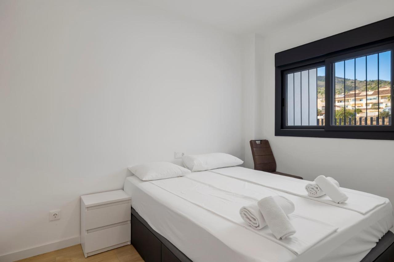 Panoramic Terrace With Pool In By Costarentals - Ref 43 Apartment Benalmadena