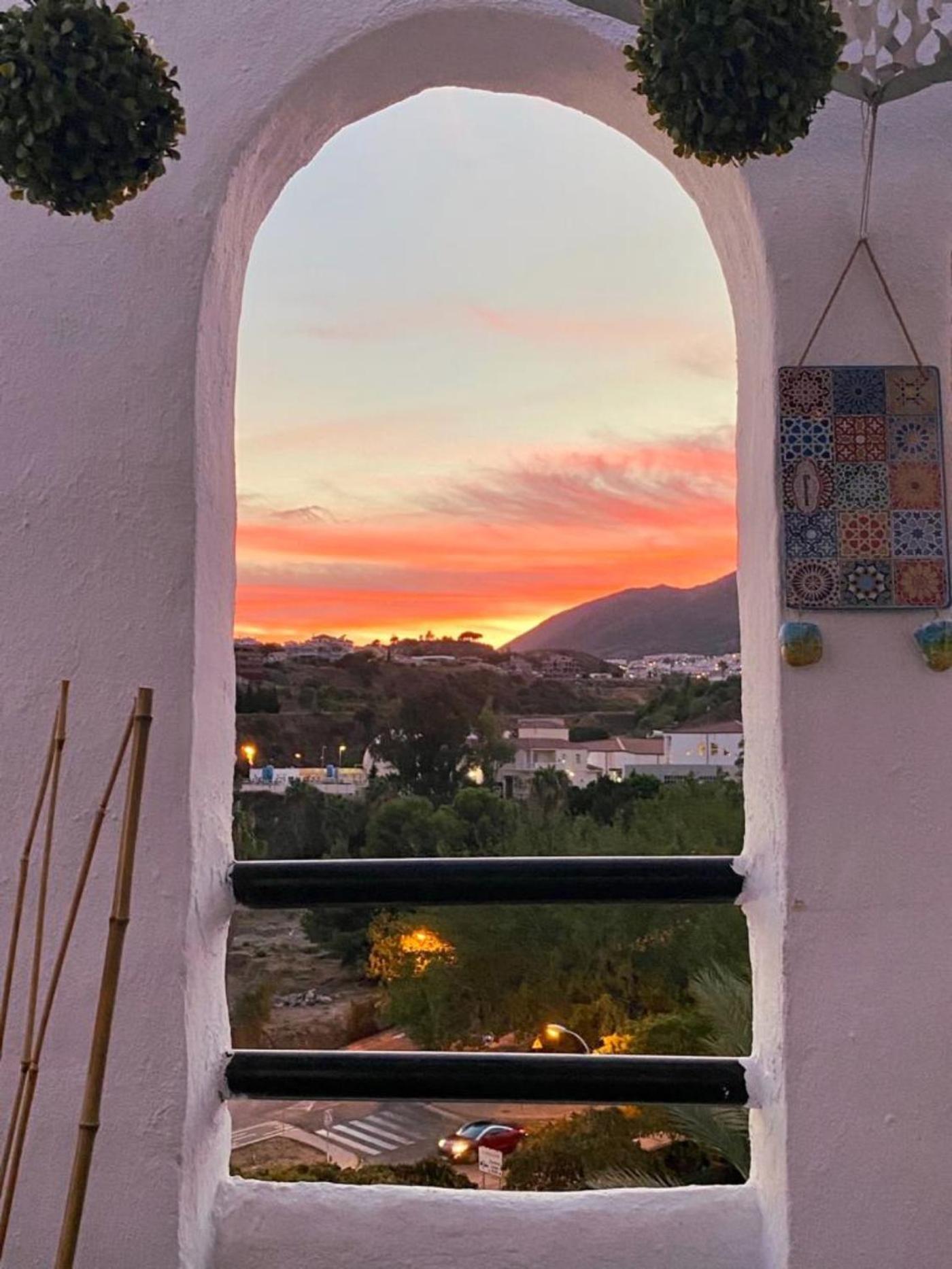 Apartamento Happy Home! Pueblo Evita Charming Benalmádena