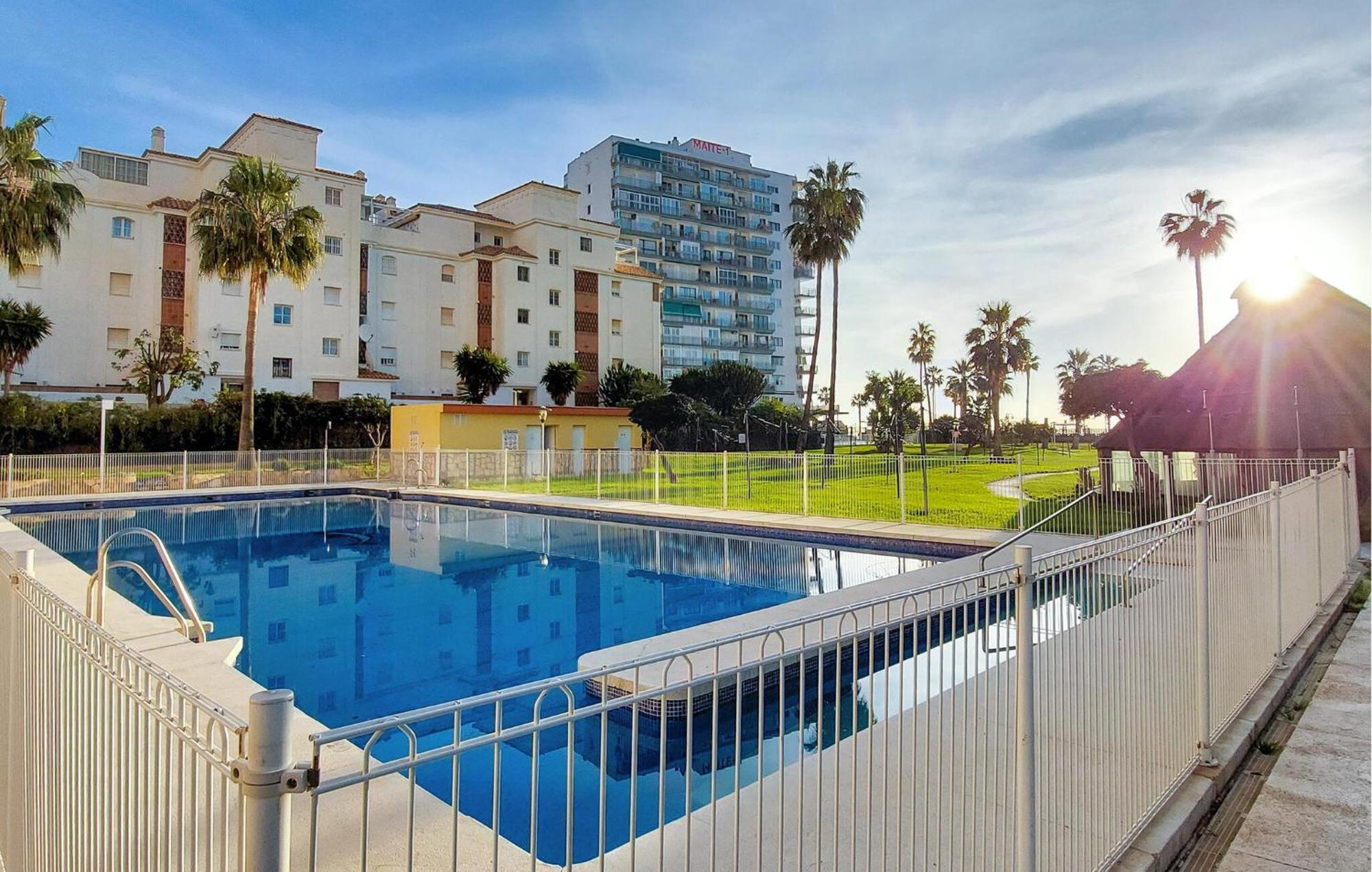 Cozy In With Swimming Pool Apartment *