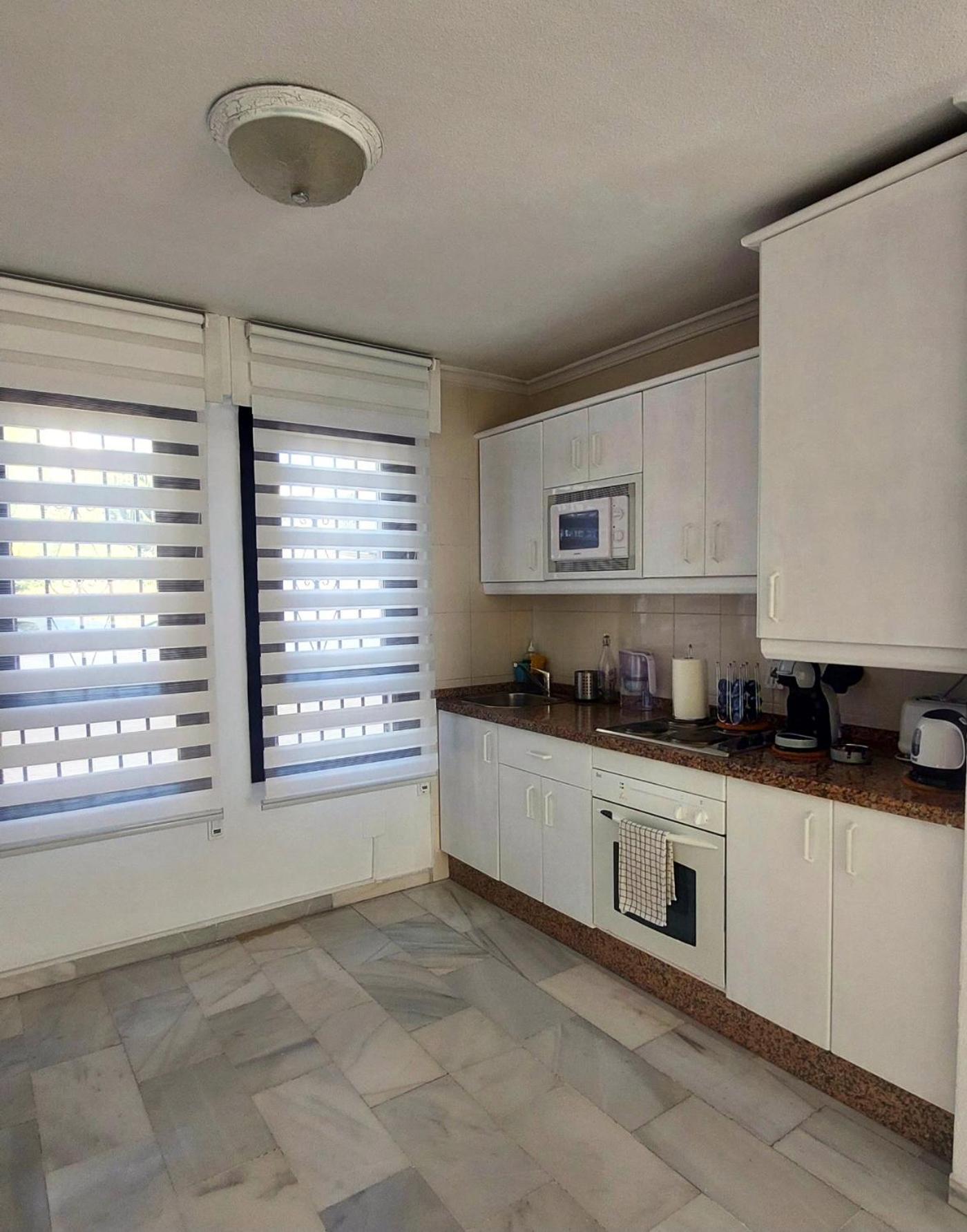 Apartamento Happy Home! Pueblo Evita Charming Benalmádena