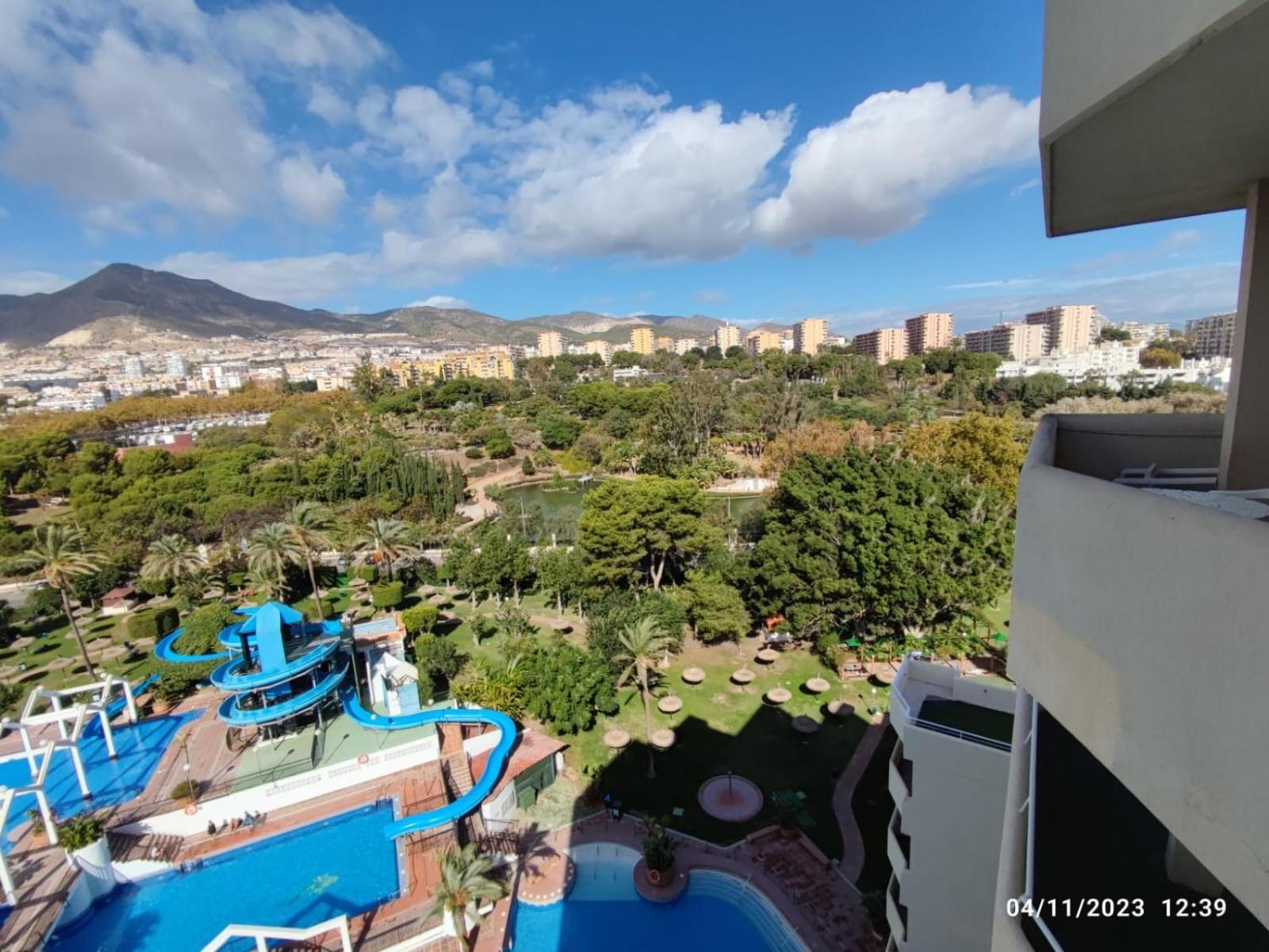 Cozy With Mountain View Benalbeach Appartement *