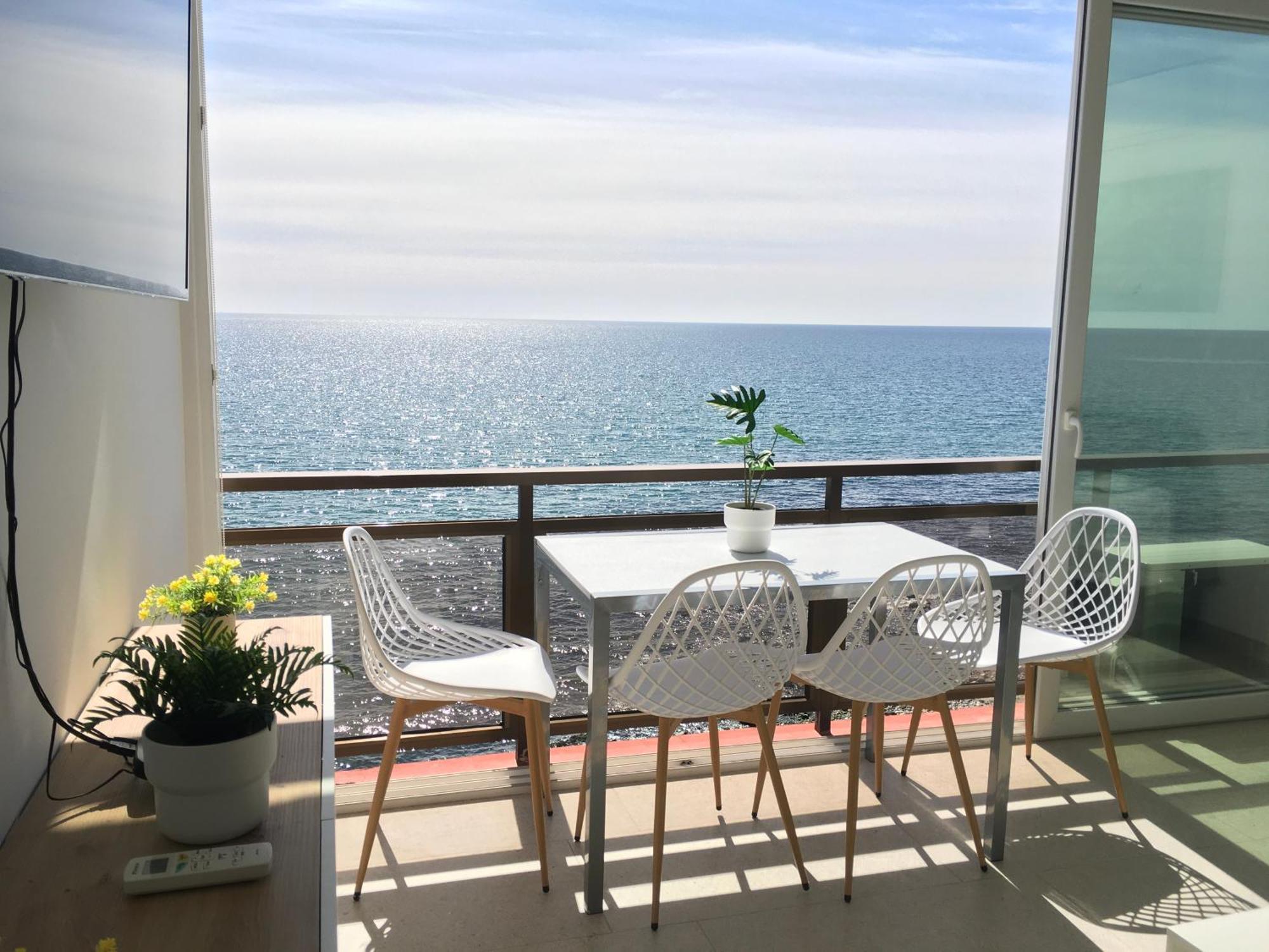 Malibu Apartment