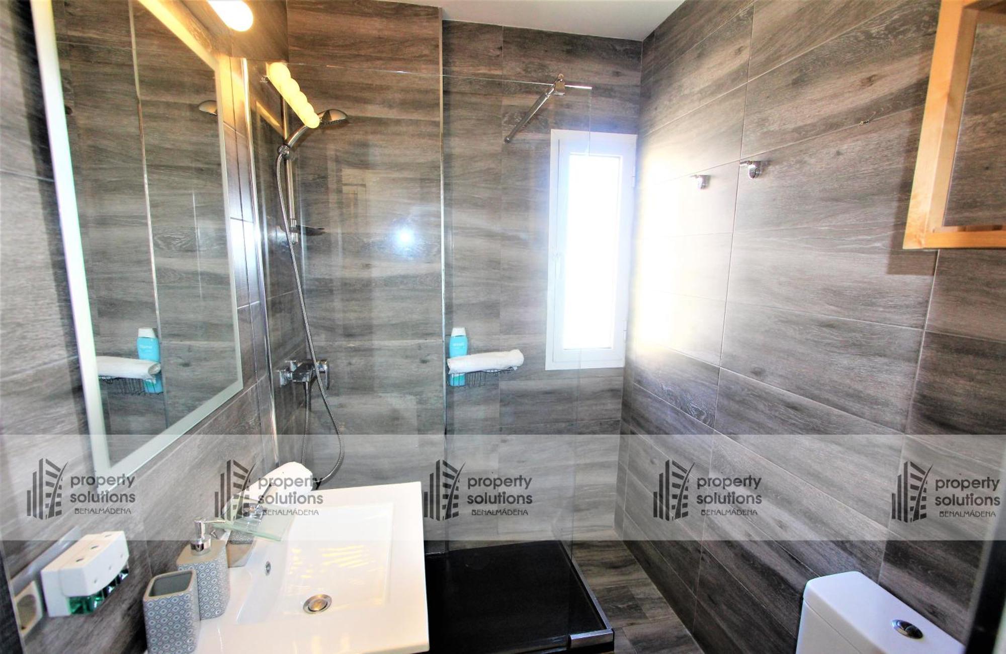 645 Aguila - Vista Al Mar - Cerca De Tren, Restaurantes, Tiendas - Playa A 10 Min Caminando * Benalmadena