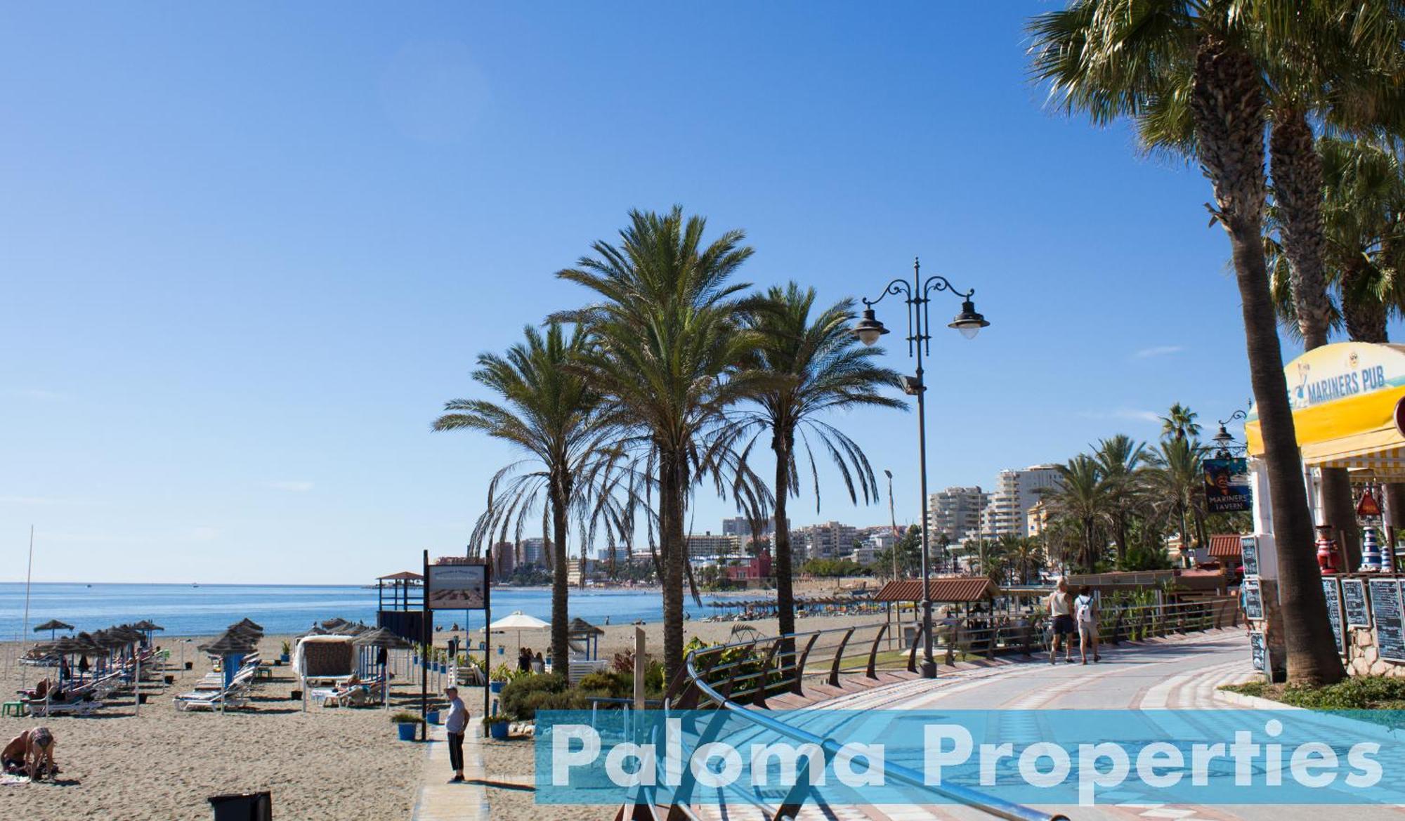 Benalroma Spacious 50 Mt From The Apartment *