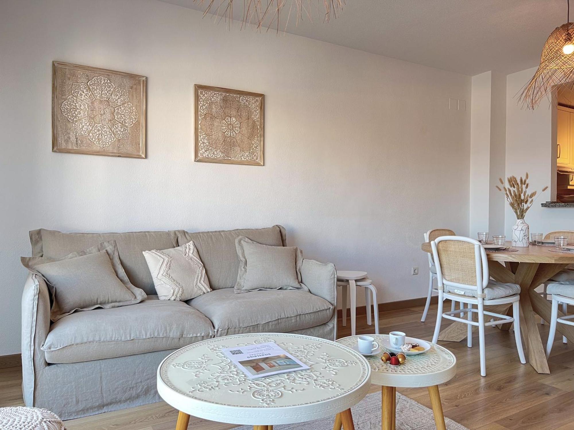 Apartment Spacieux Avec Terrasse Et Piscine *