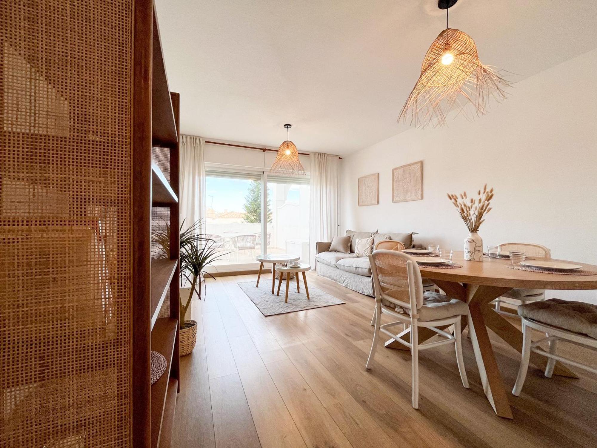 Apartment Spacieux Avec Terrasse Et Piscine *