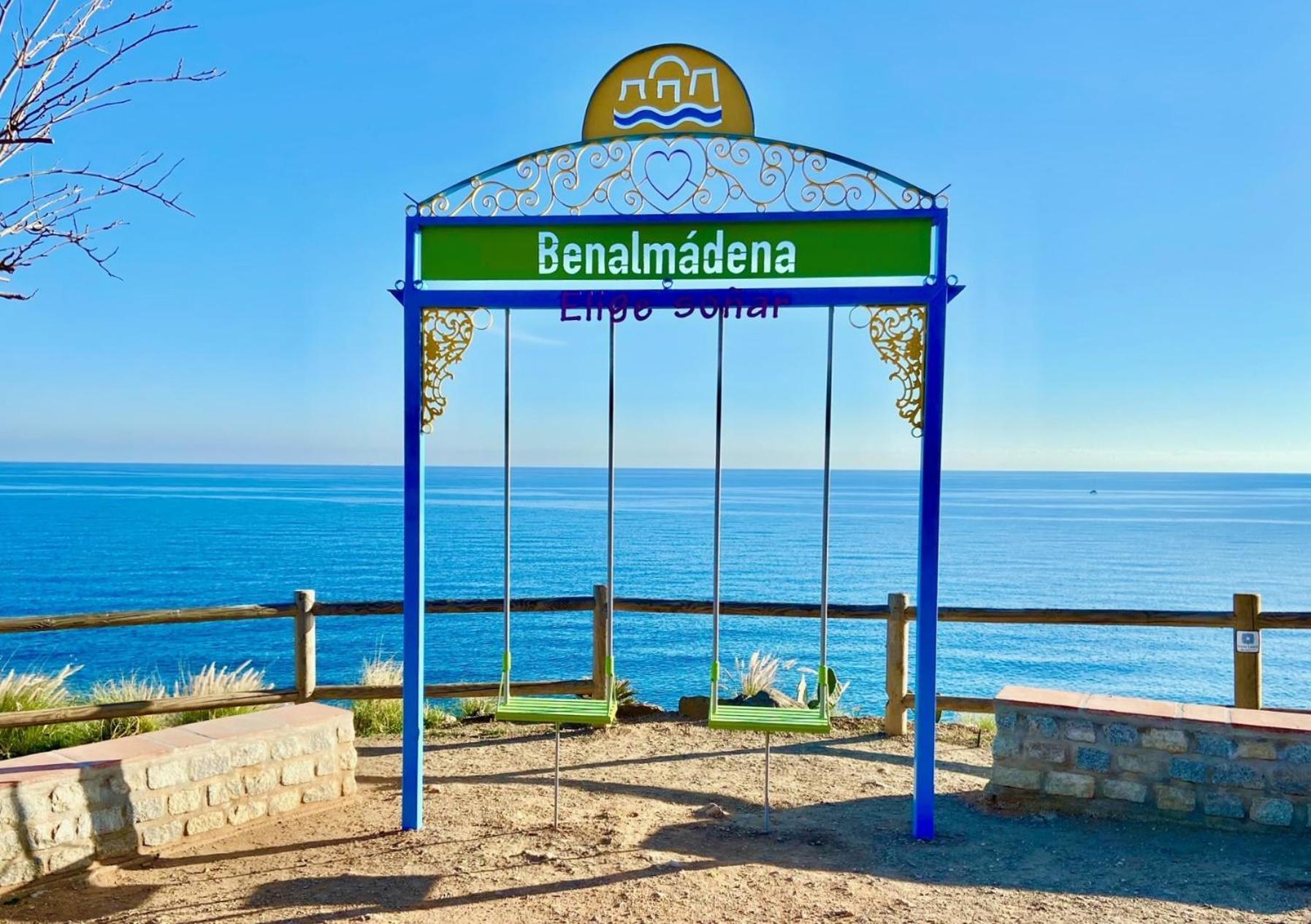 Aloha Playa Deluxe Wifi Swimming Pools & Parking Apartment Benalmadena