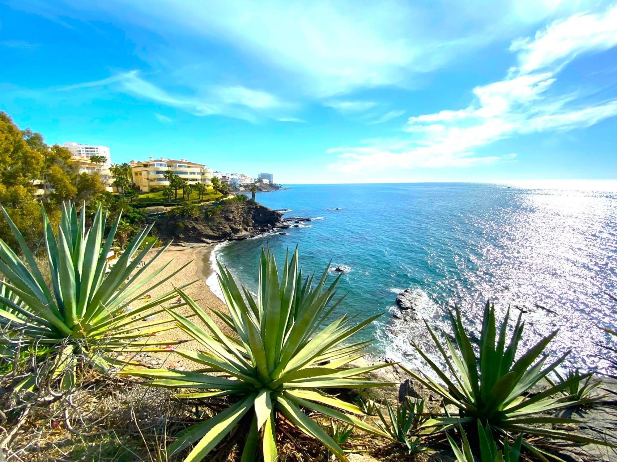 Apartment Aloha Playa Deluxe Wifi Swimming Pools & Parking