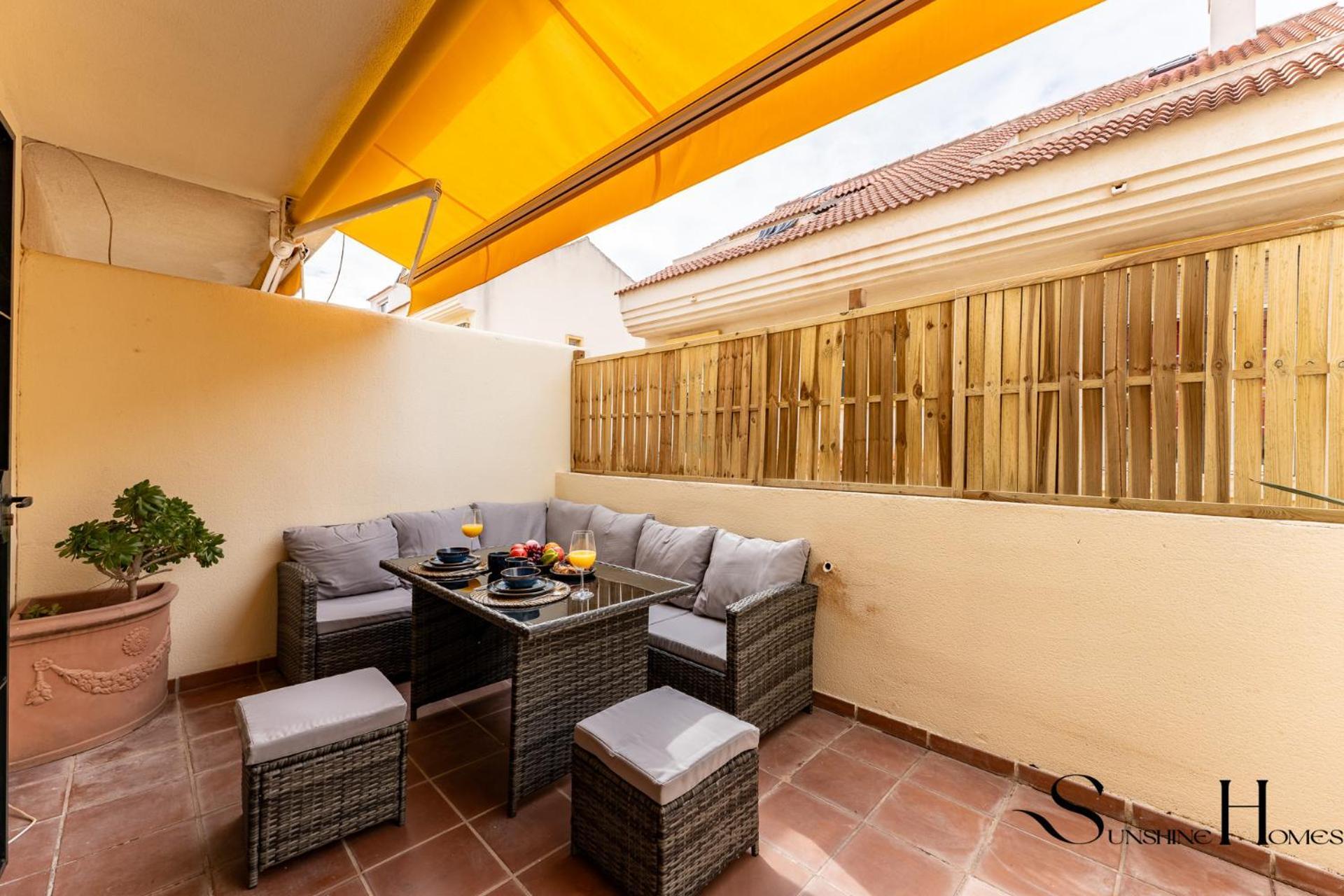 Townhouse With Jacuzzi,sea Views, Swimming Pool,garage Сasa de vacaciones