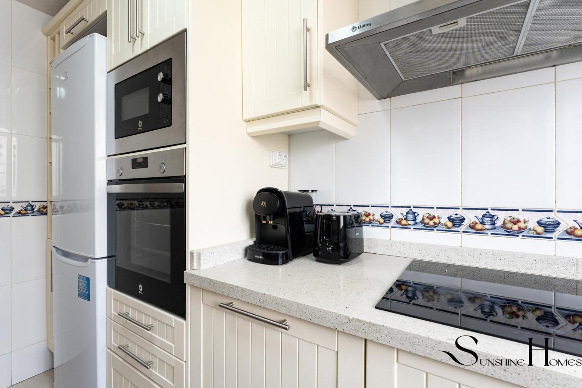 Townhouse With Jacuzzi,sea Views, Swimming Pool,garage Сasa de vacaciones *