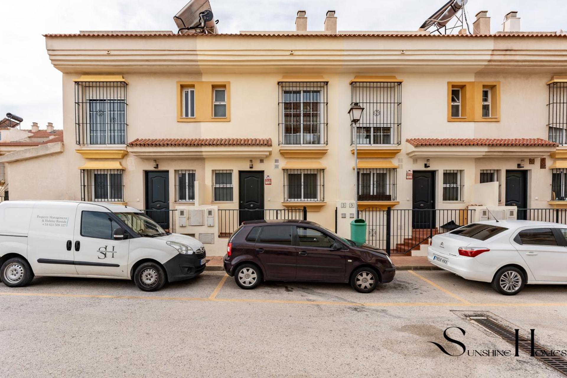 Сasa de vacaciones Townhouse With Jacuzzi,sea Views, Swimming Pool,garage