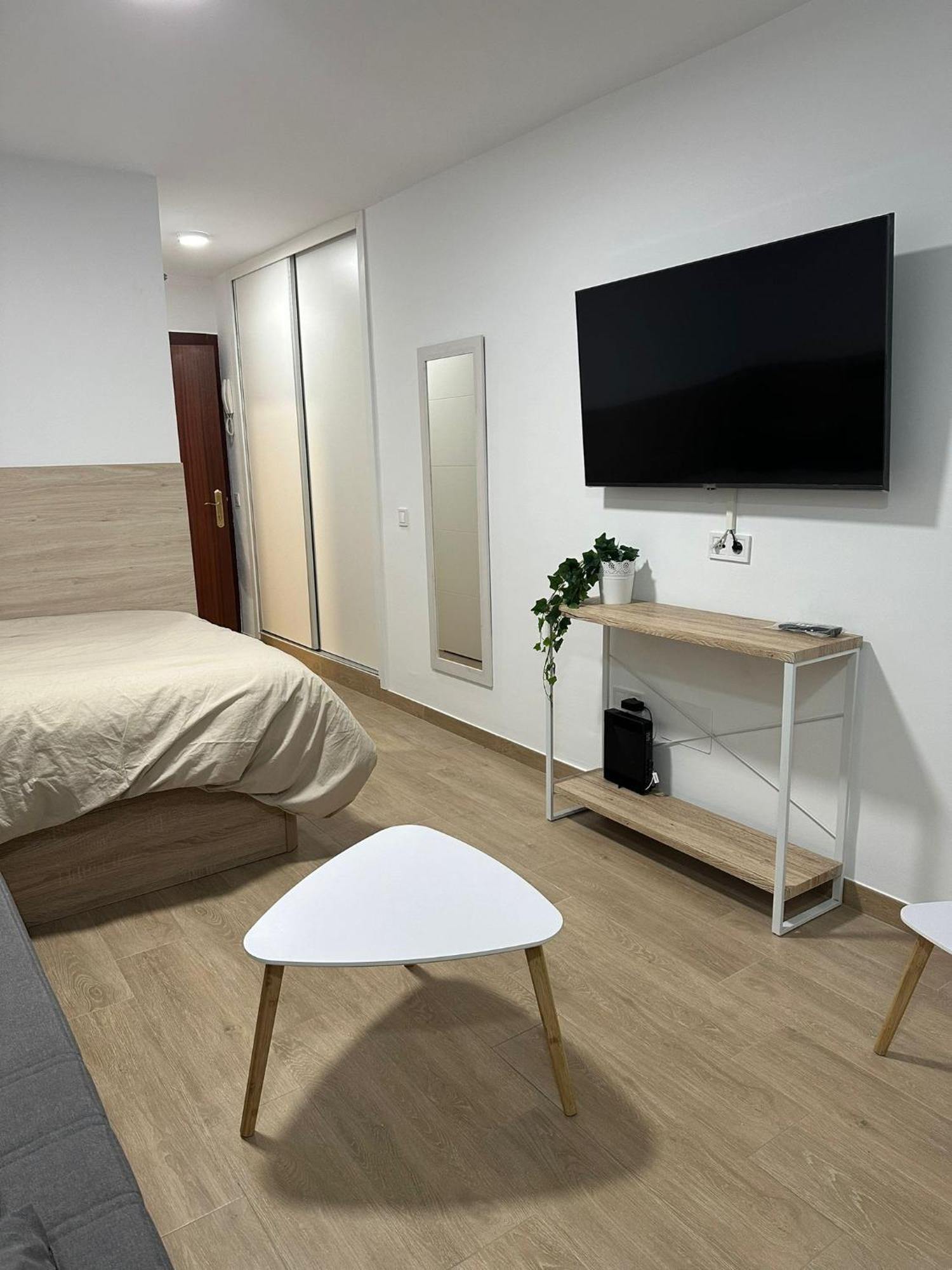 Estudio Ayni Apartment
