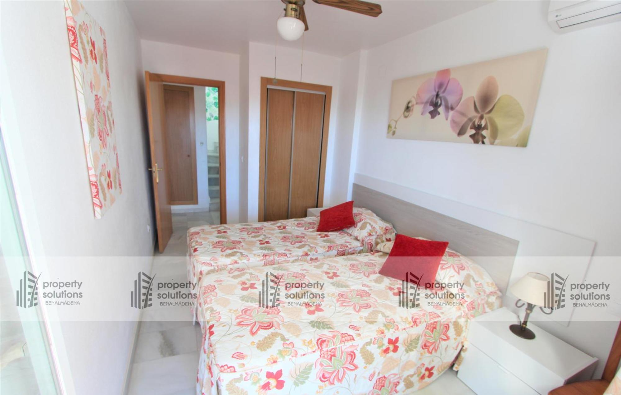 Lomas De Mena 6 - Atico - Terraza Y Barbacoa- Parking Gratis Apartment