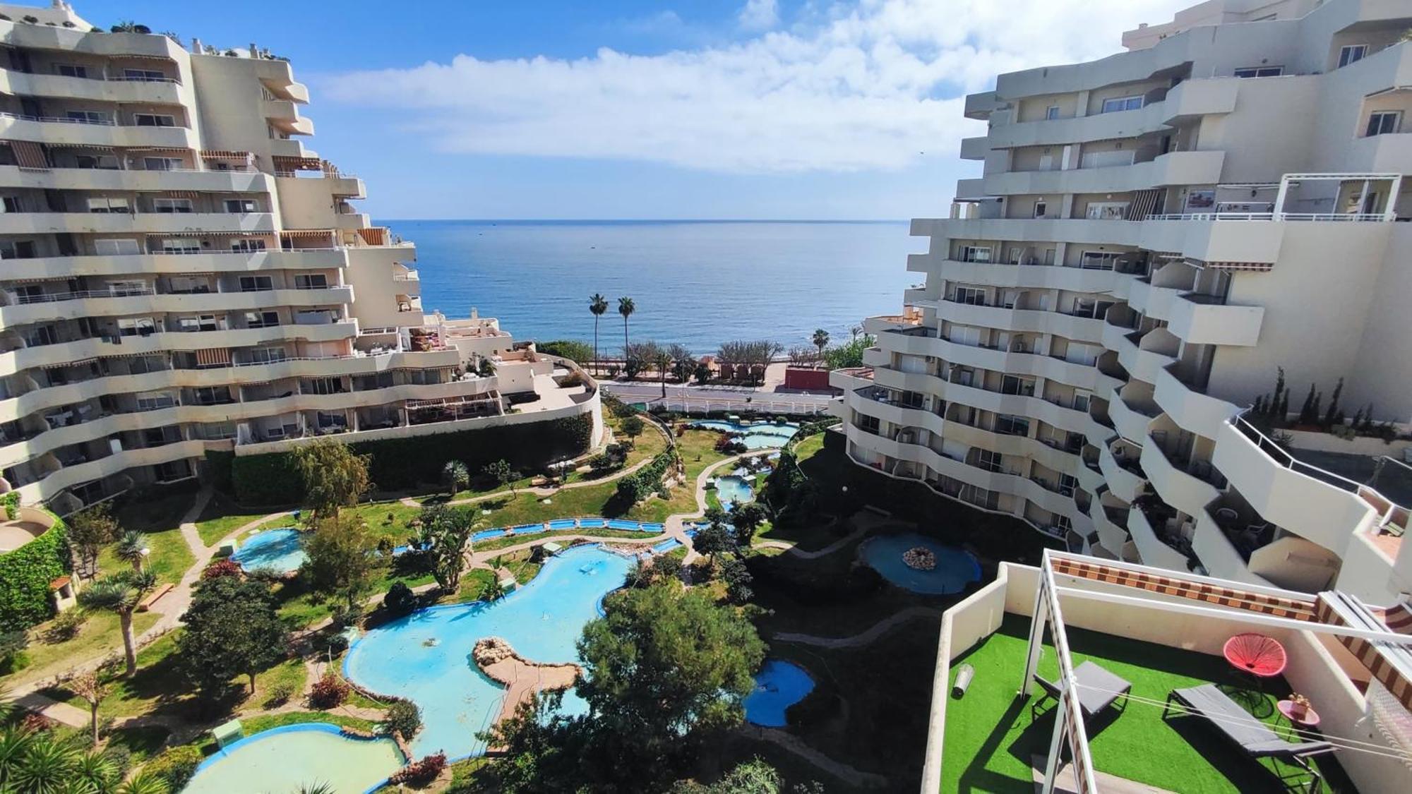 Benal With Sunny Terrace And Water Park Benalmádena