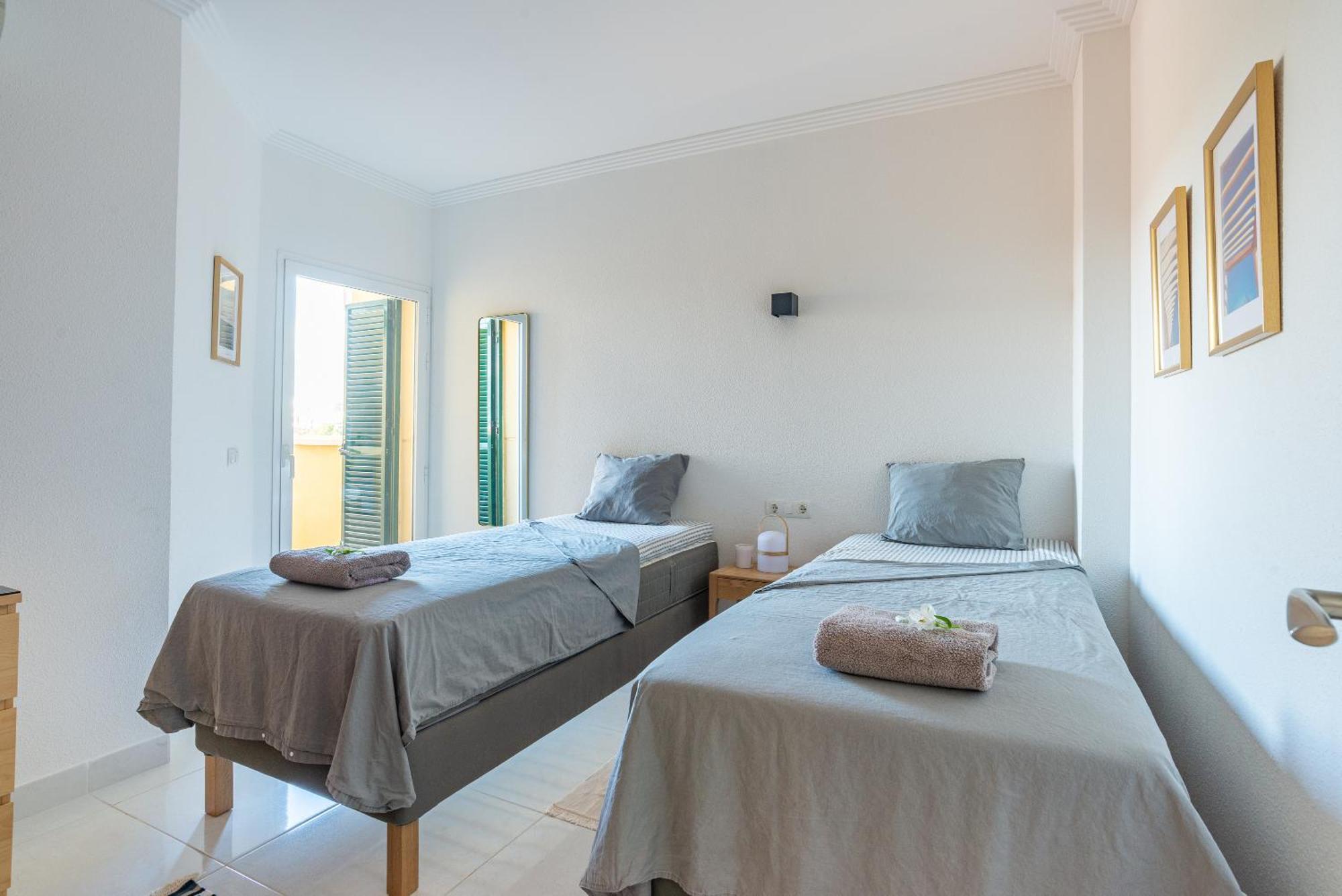 Apartment Lovely Higueron *