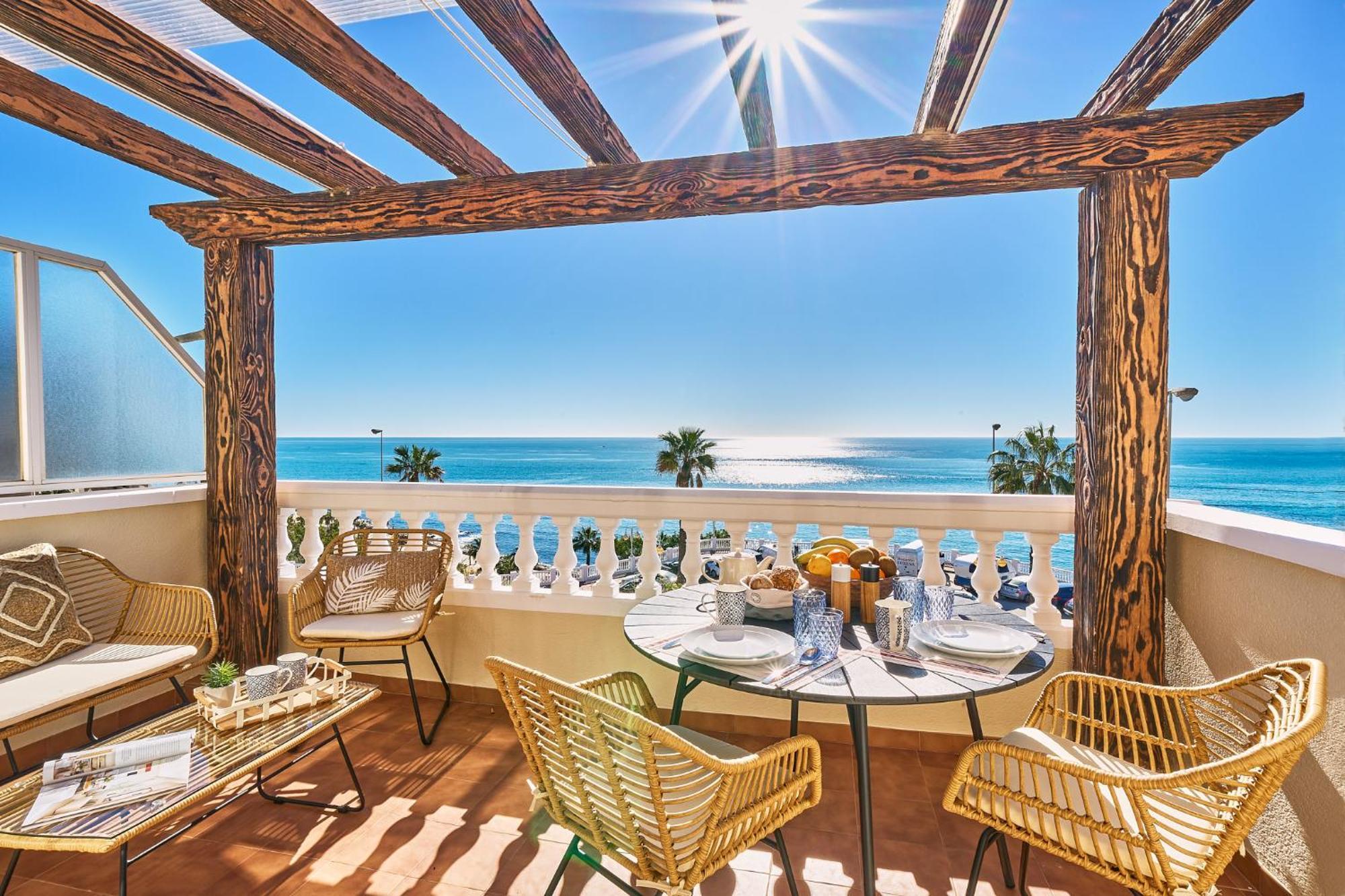 Sea La Vie By Lovely Benalmadena
