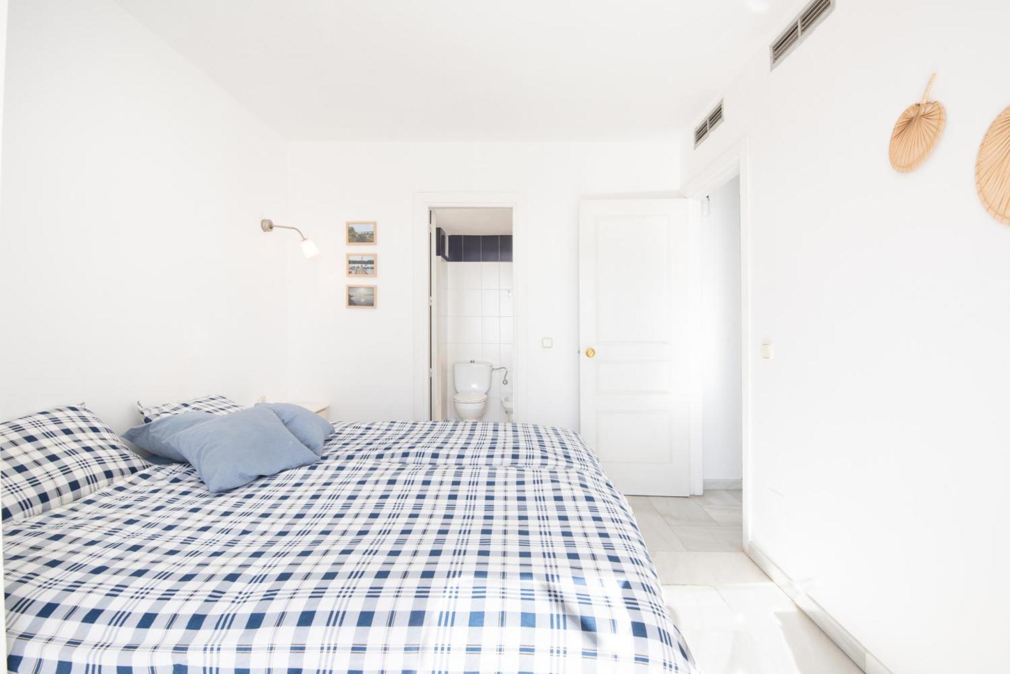 Puerto Deportivo - 2 Bedroom In Puerto Marina Benalmadena