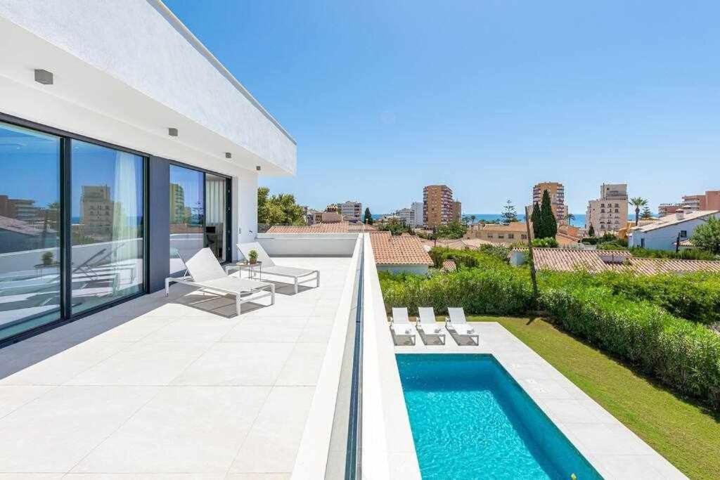797 - Lujosa Y Moderna En Puerto Marina Benalmádena