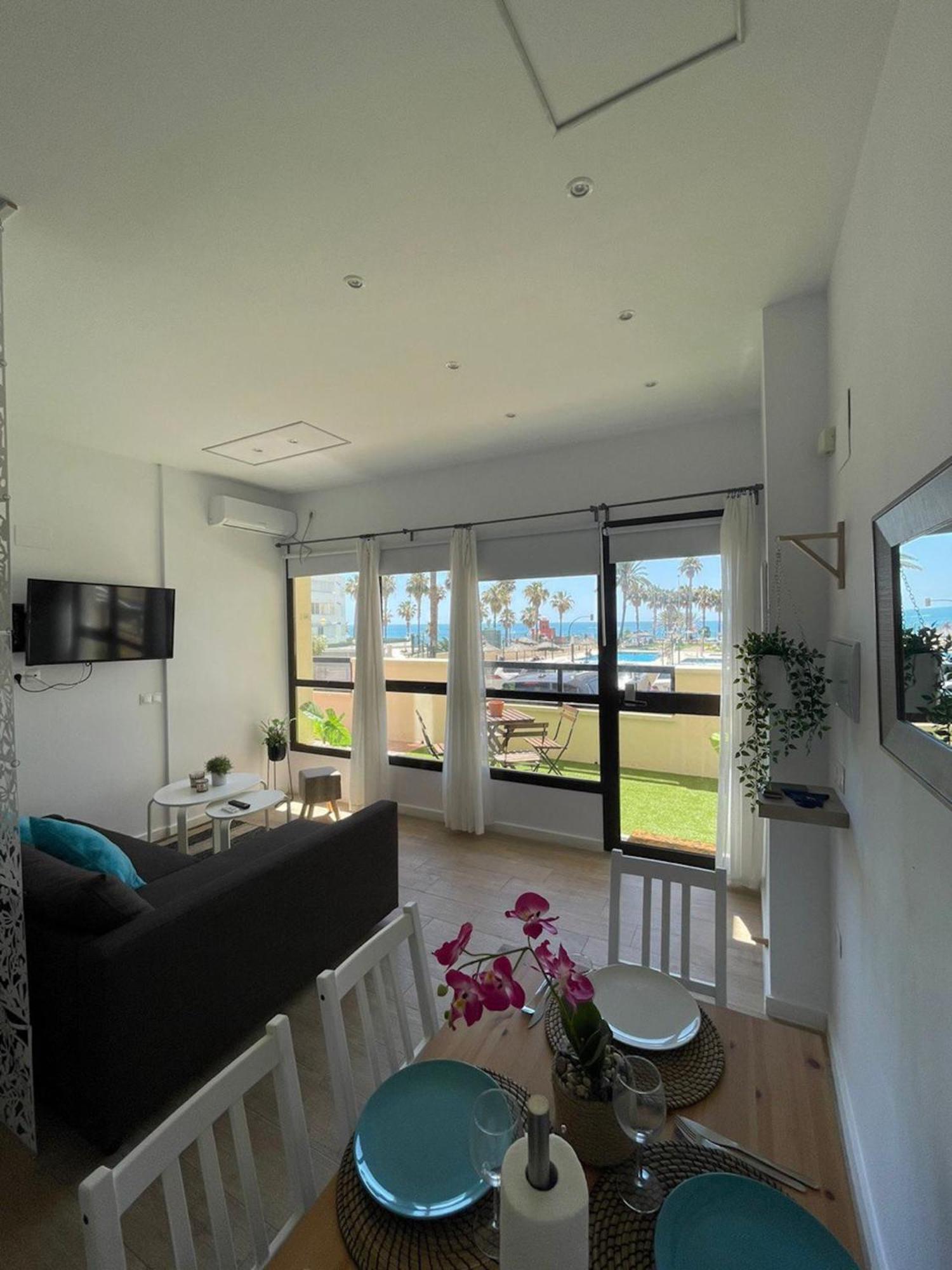 H2m Aloha Playa 1st Line Terrace And Pool Apartamento *