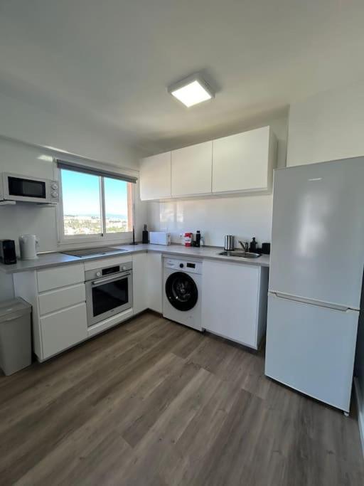 Atico C/vistas, Recep 24h, Piscinas Y Parking * Benalmadena