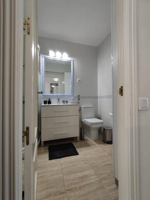 Rent4 Malaga Tamarindo Apartment