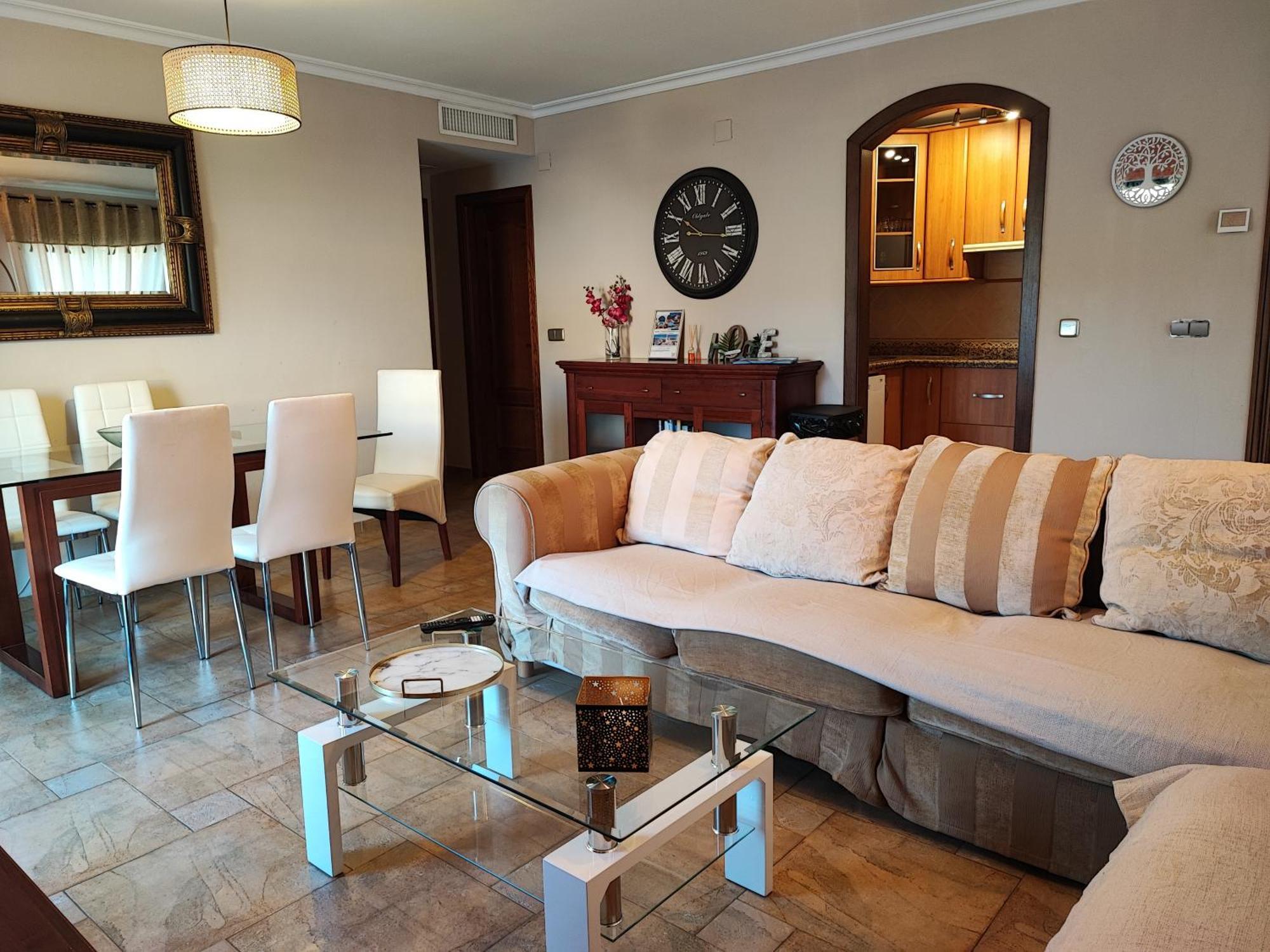 Isla De 1, Jacuzzi, 80m From The Sea, Ac, Bbq, Private Parking, Big Terrace