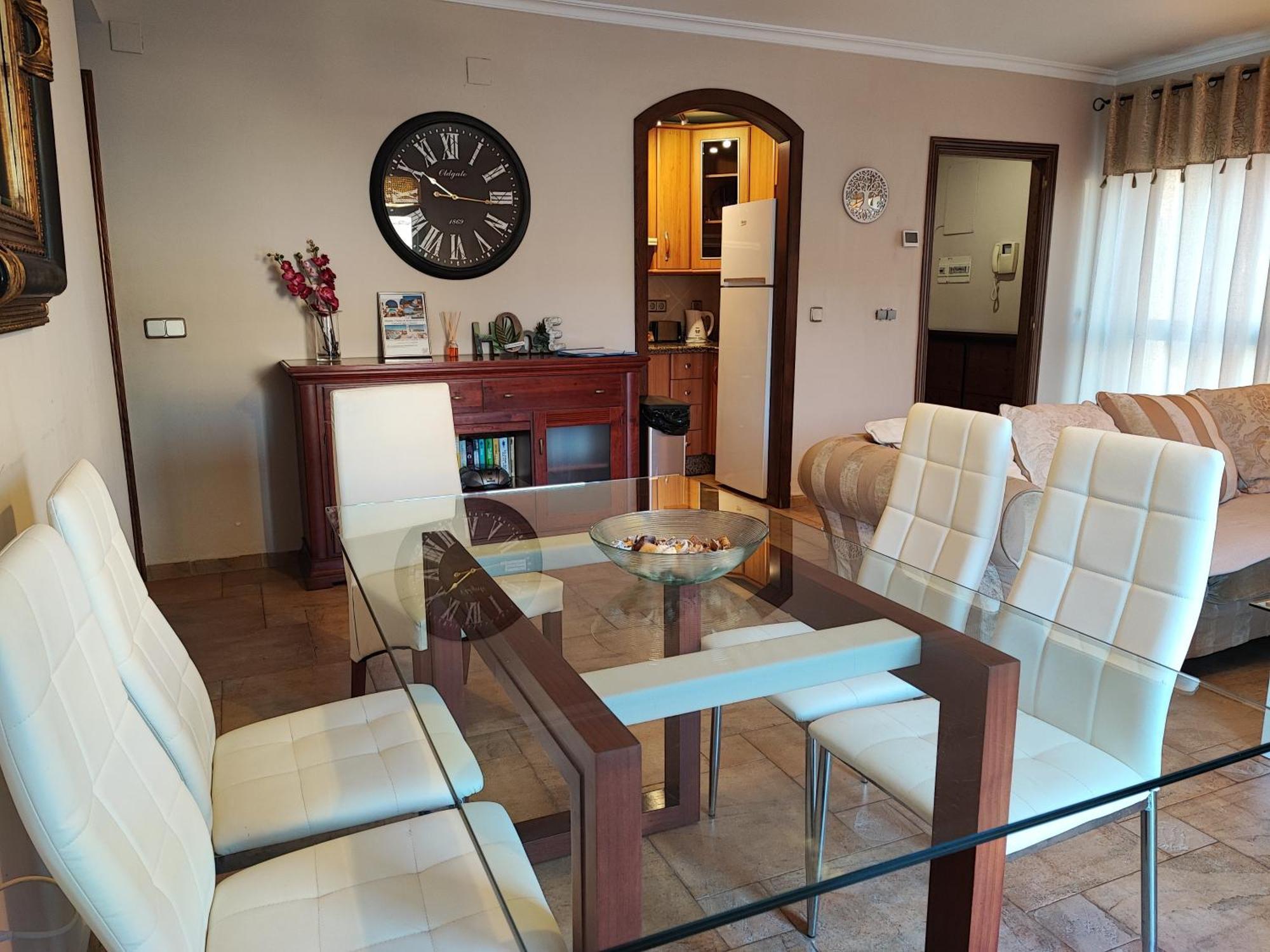 Isla De 1, Jacuzzi, 80m From The Sea, Ac, Bbq, Private Parking, Big Terrace * Benalmadena