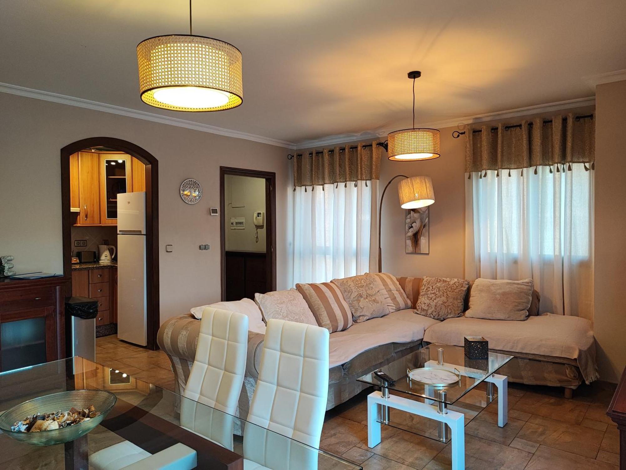 Apartment Isla De 1, Jacuzzi, 80m From The Sea, Ac, Bbq, Private Parking, Big Terrace Benalmadena