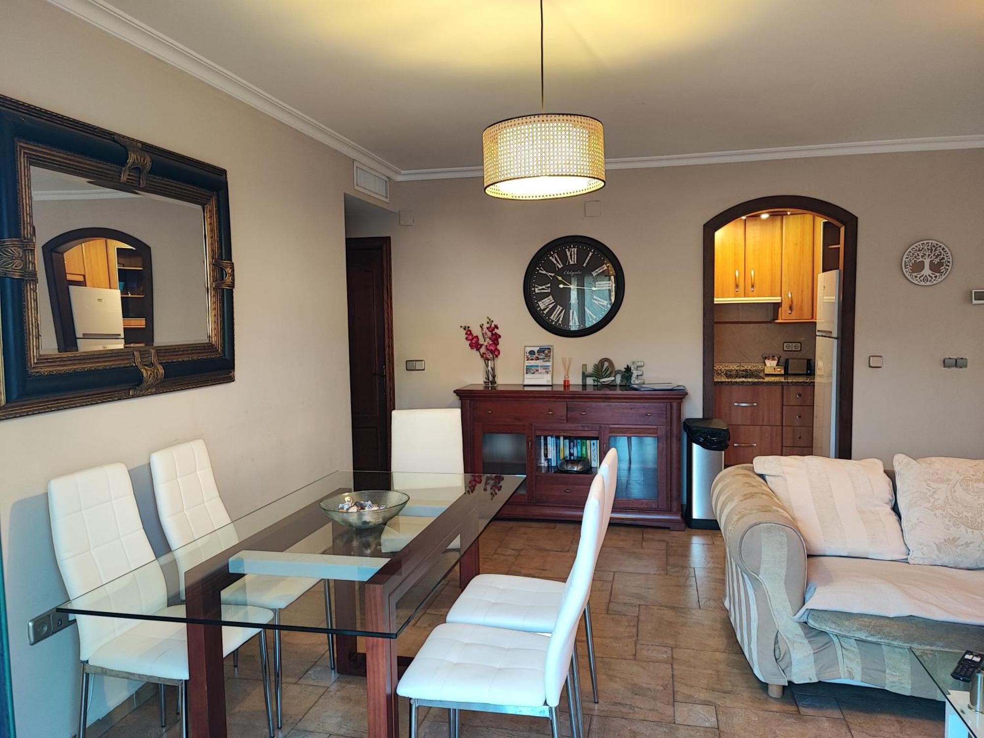 Isla De 1, Jacuzzi, 80m From The Sea, Ac, Bbq, Private Parking, Big Terrace Apartment