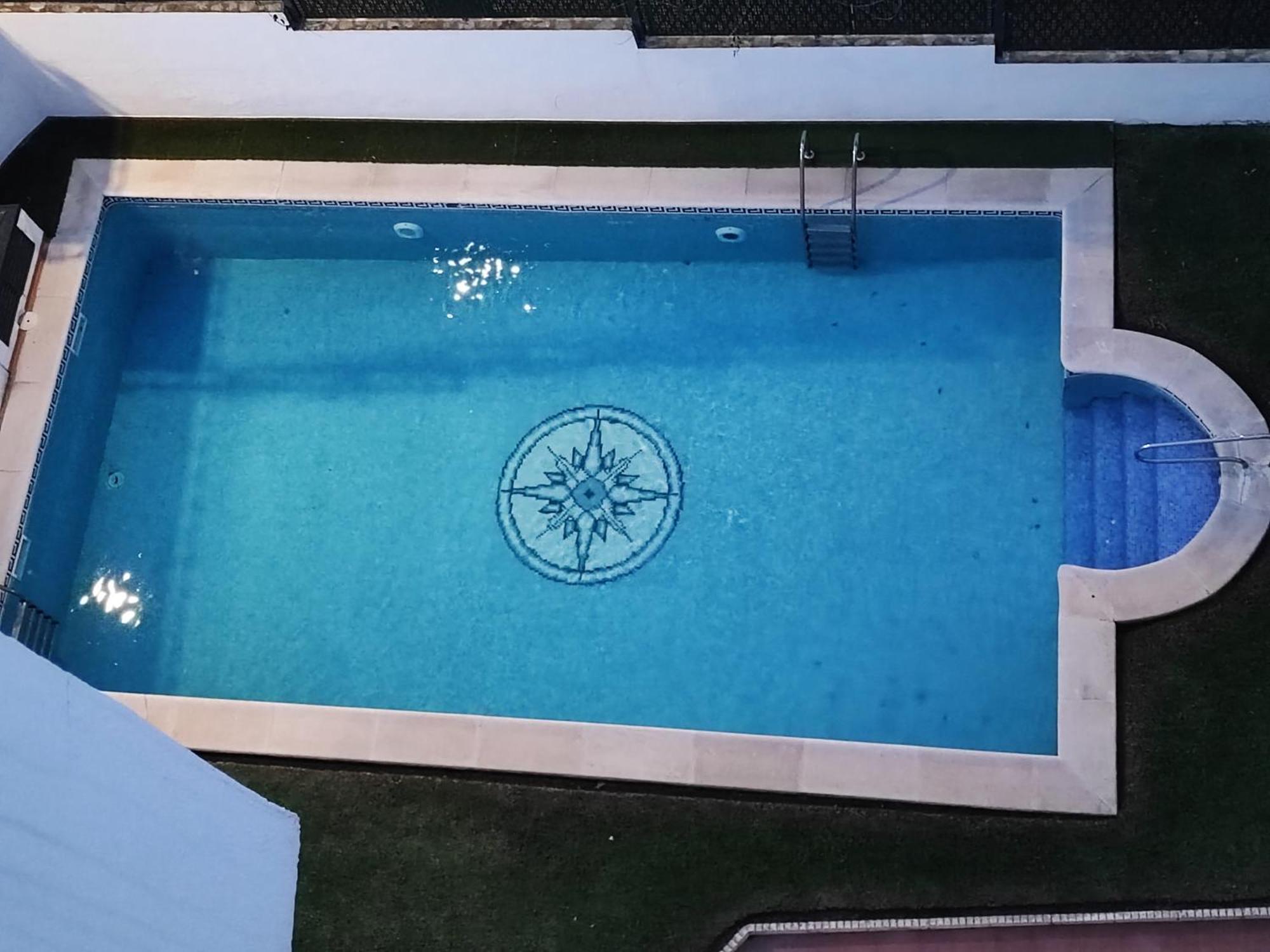 Apartment Isla De 1, Jacuzzi, 80m From The Sea, Ac, Bbq, Private Parking, Big Terrace *