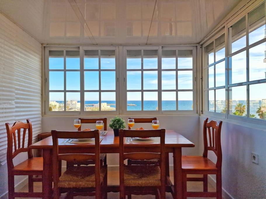 Encantador Duplex 6 A 1 Minuto De La Playa