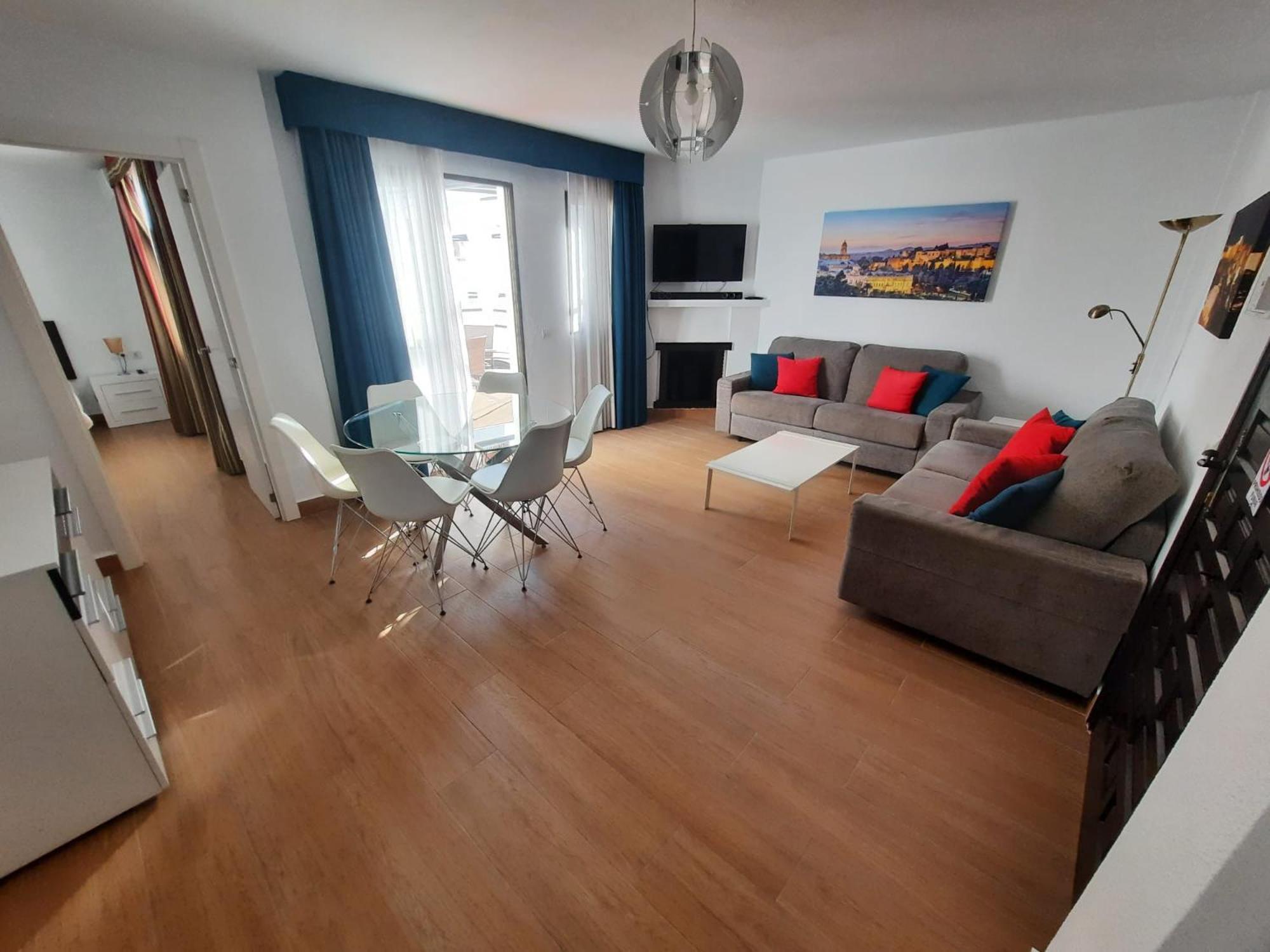 2 Bedroom With Pool And Barbecue Apartment Benalmadena