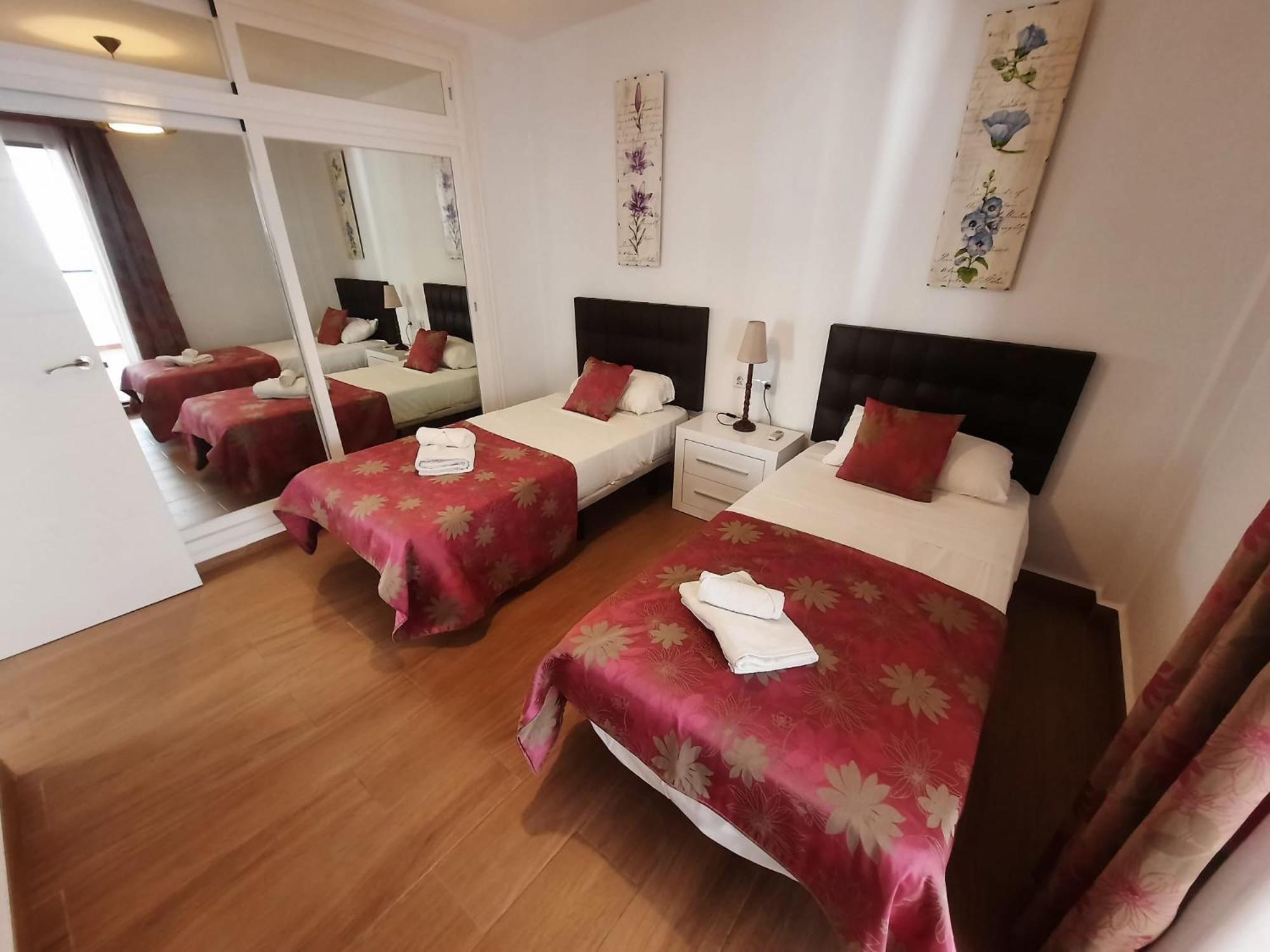 2 Bedroom With Pool And Barbecue Apartment *