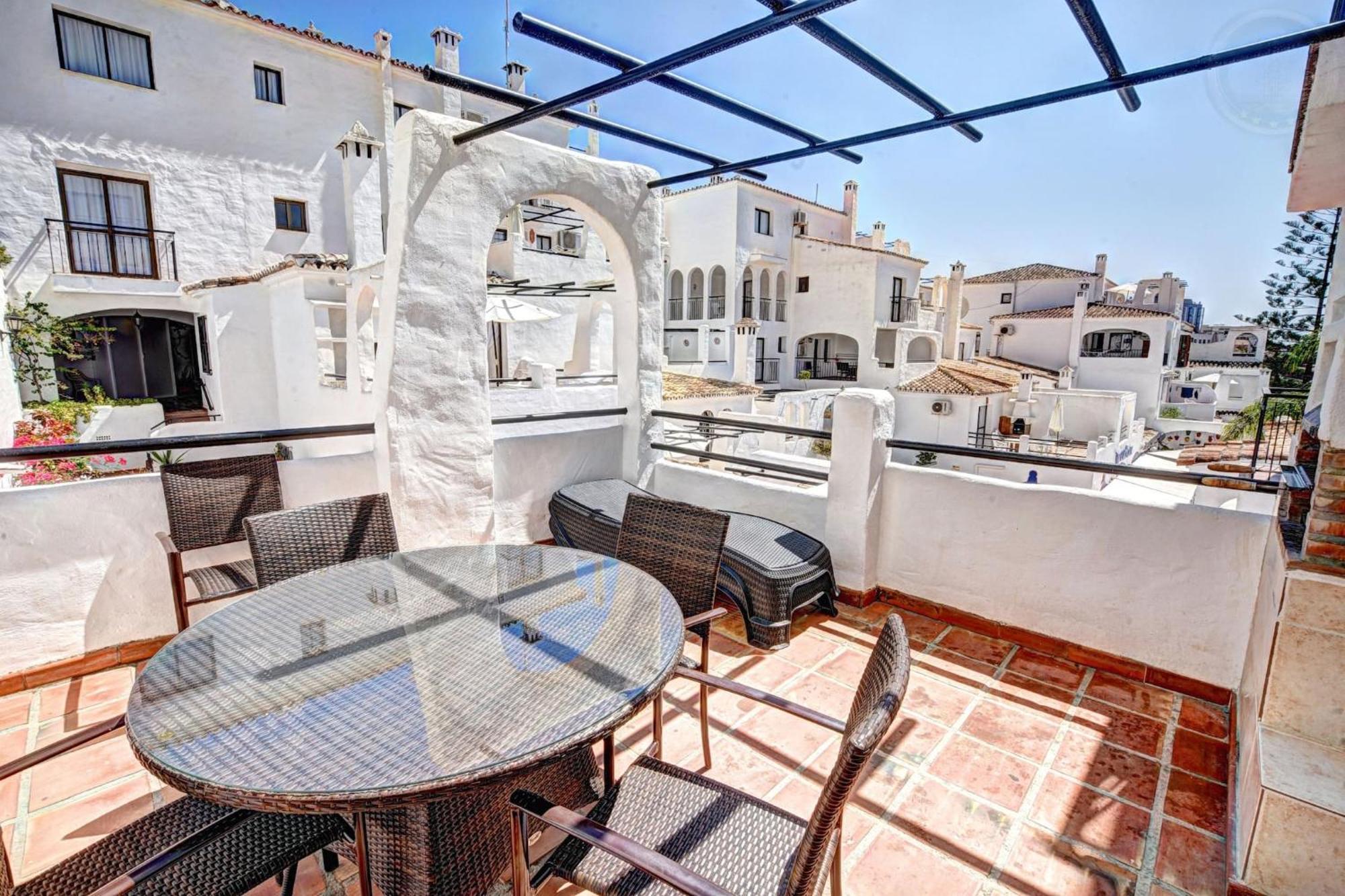 Apartment 2 Bedroom With Pool And Barbecue Benalmadena
