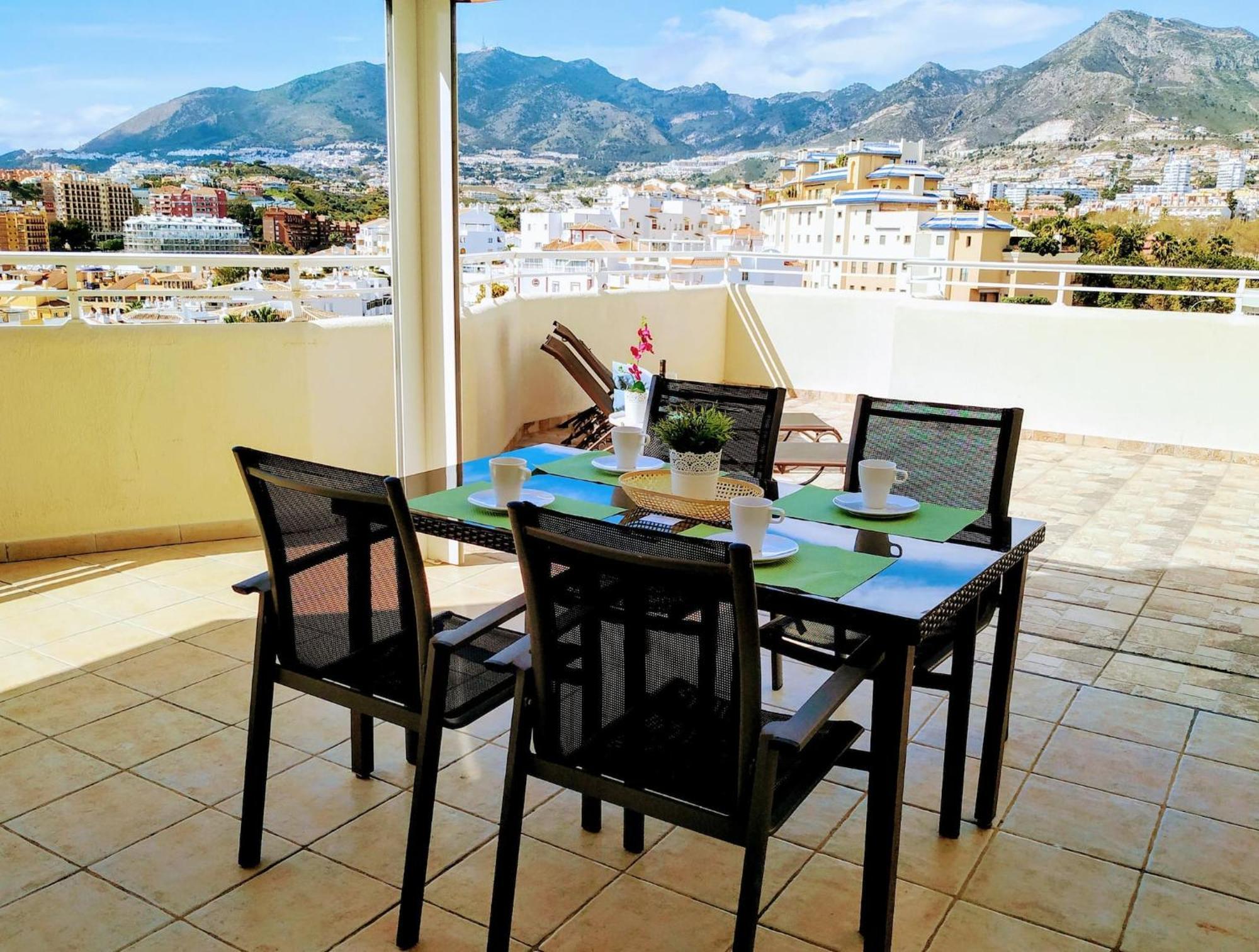 Deluxe Sea View & Large Terrace Benalmádena