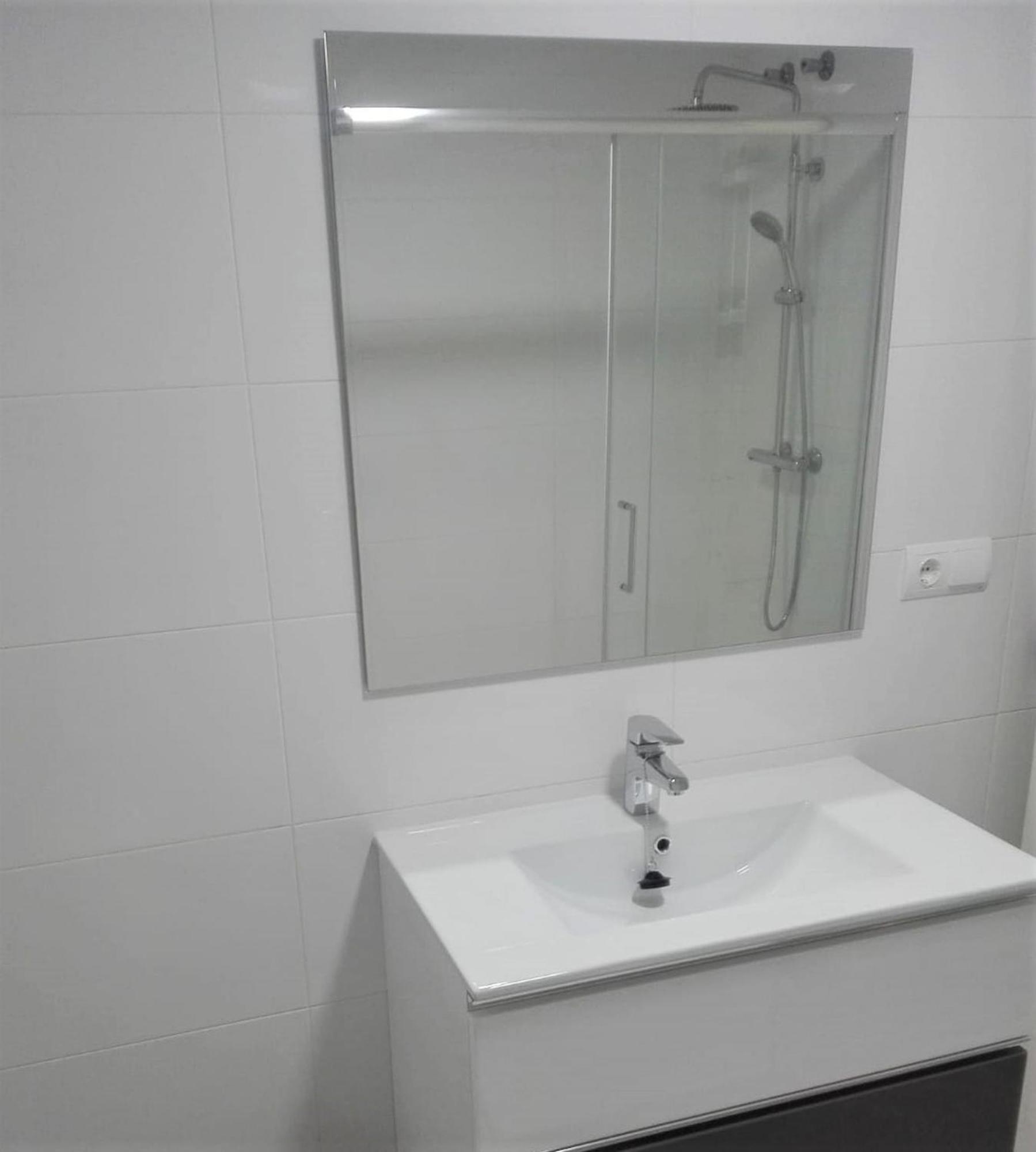 Front Sea View & Terrace Benalbeach Appartement